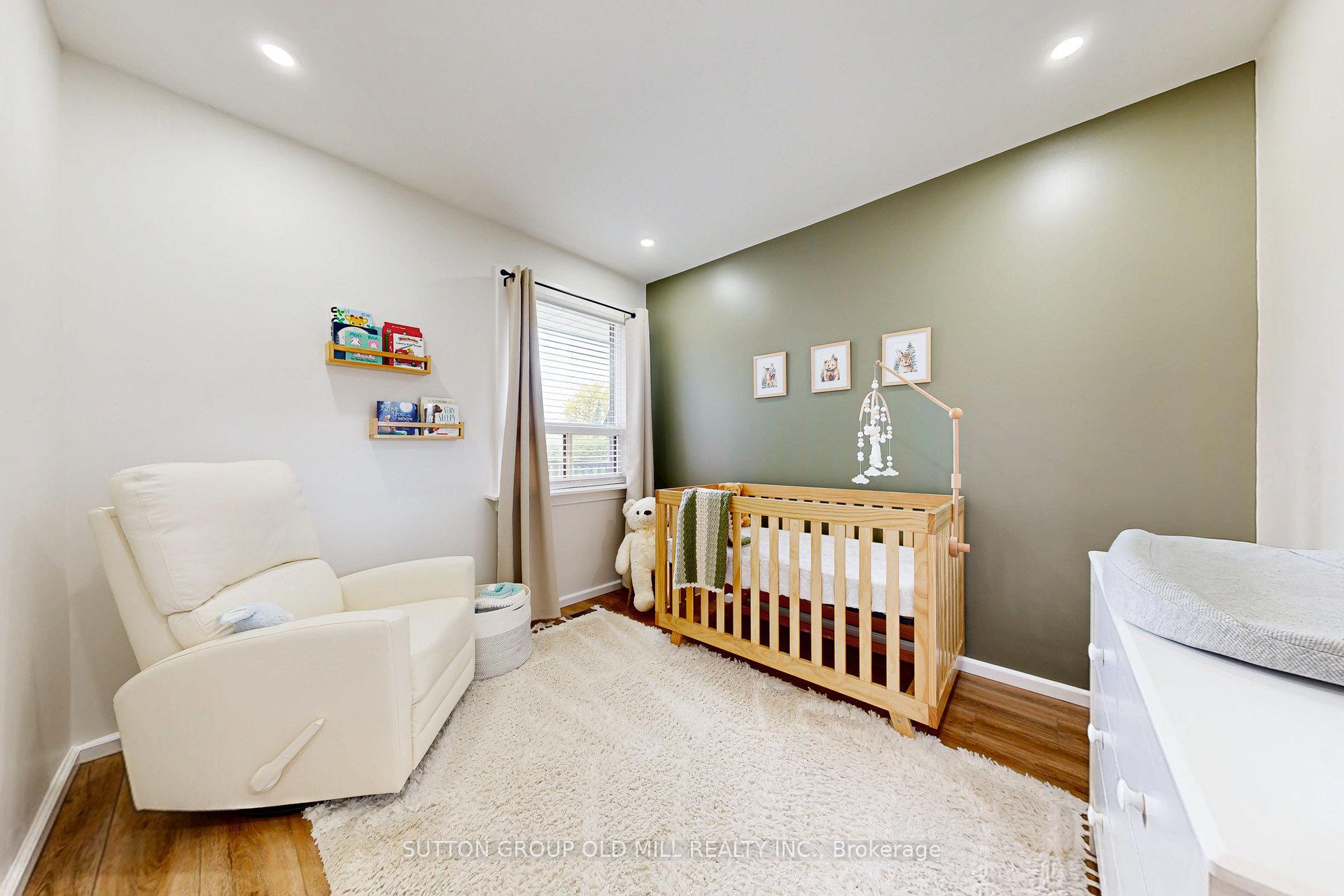 Photo 25 of 65 Ashwood Crescent, Brampton, Avondale — HOMEH
