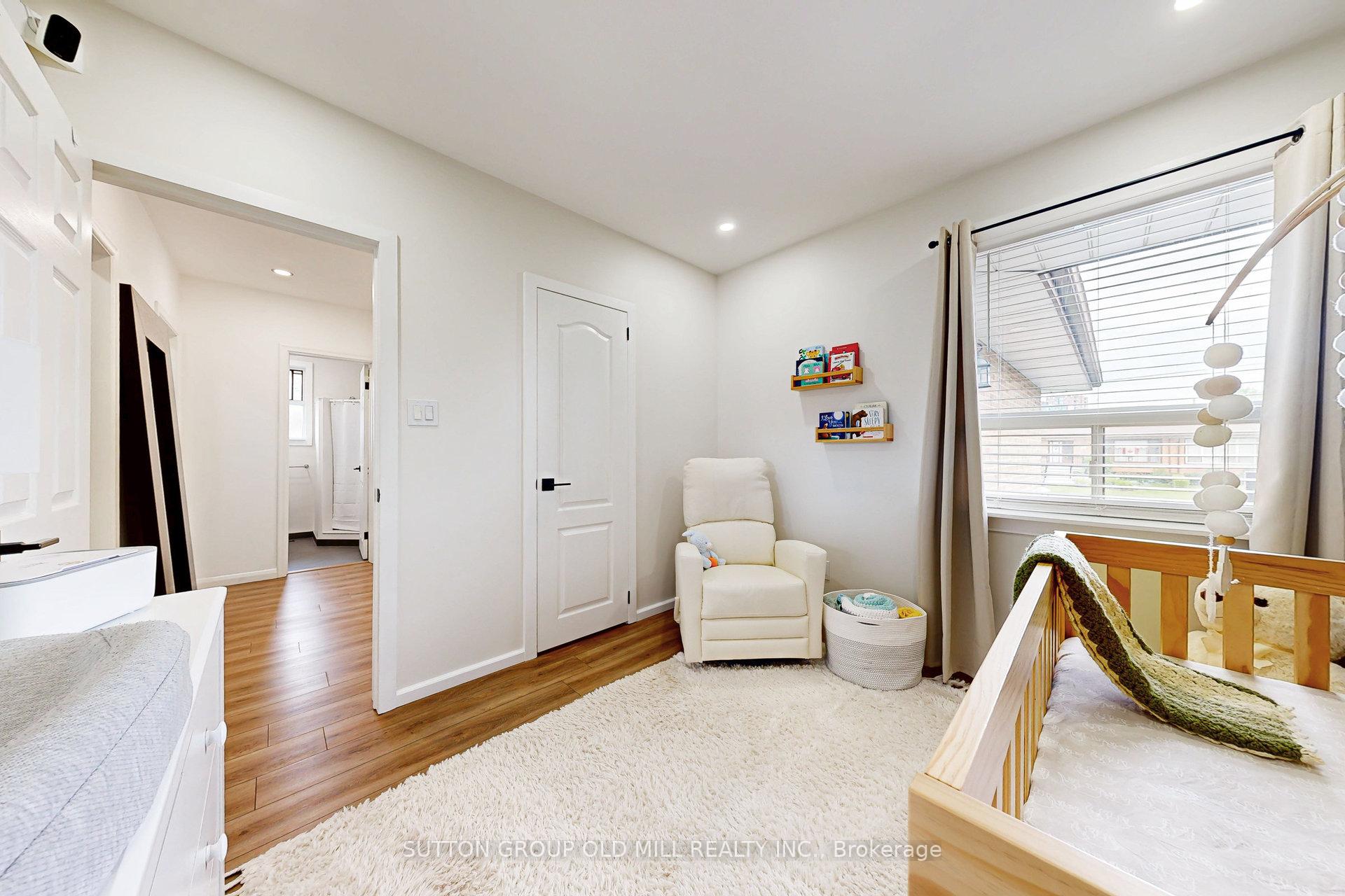 Photo 14 of 65 Ashwood Crescent, Brampton, Avondale — HOMEH