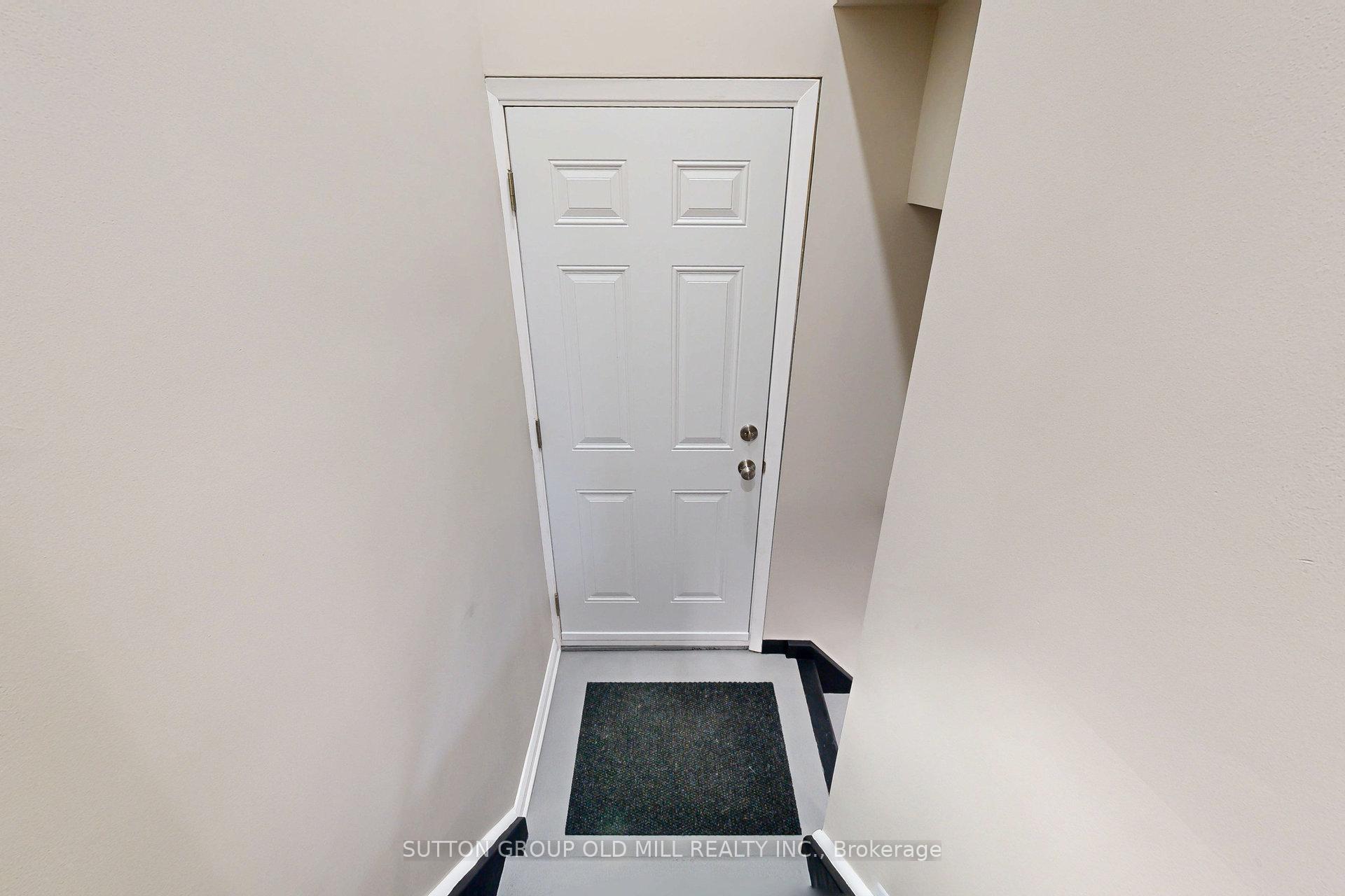 Photo 12 of 65 Ashwood Crescent, Brampton, Avondale — HOMEH