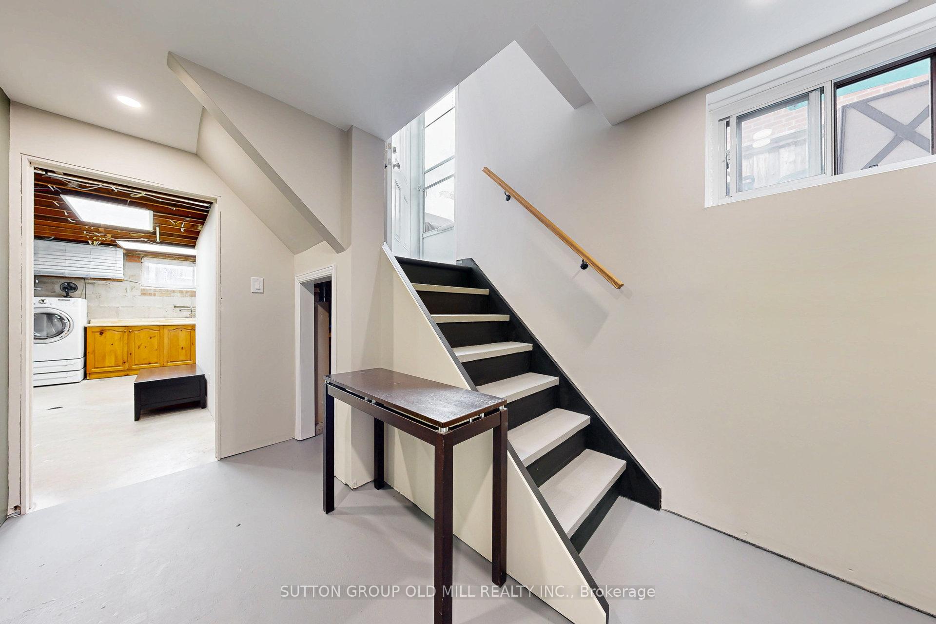 Photo 26 of 65 Ashwood Crescent, Brampton, Avondale — HOMEH