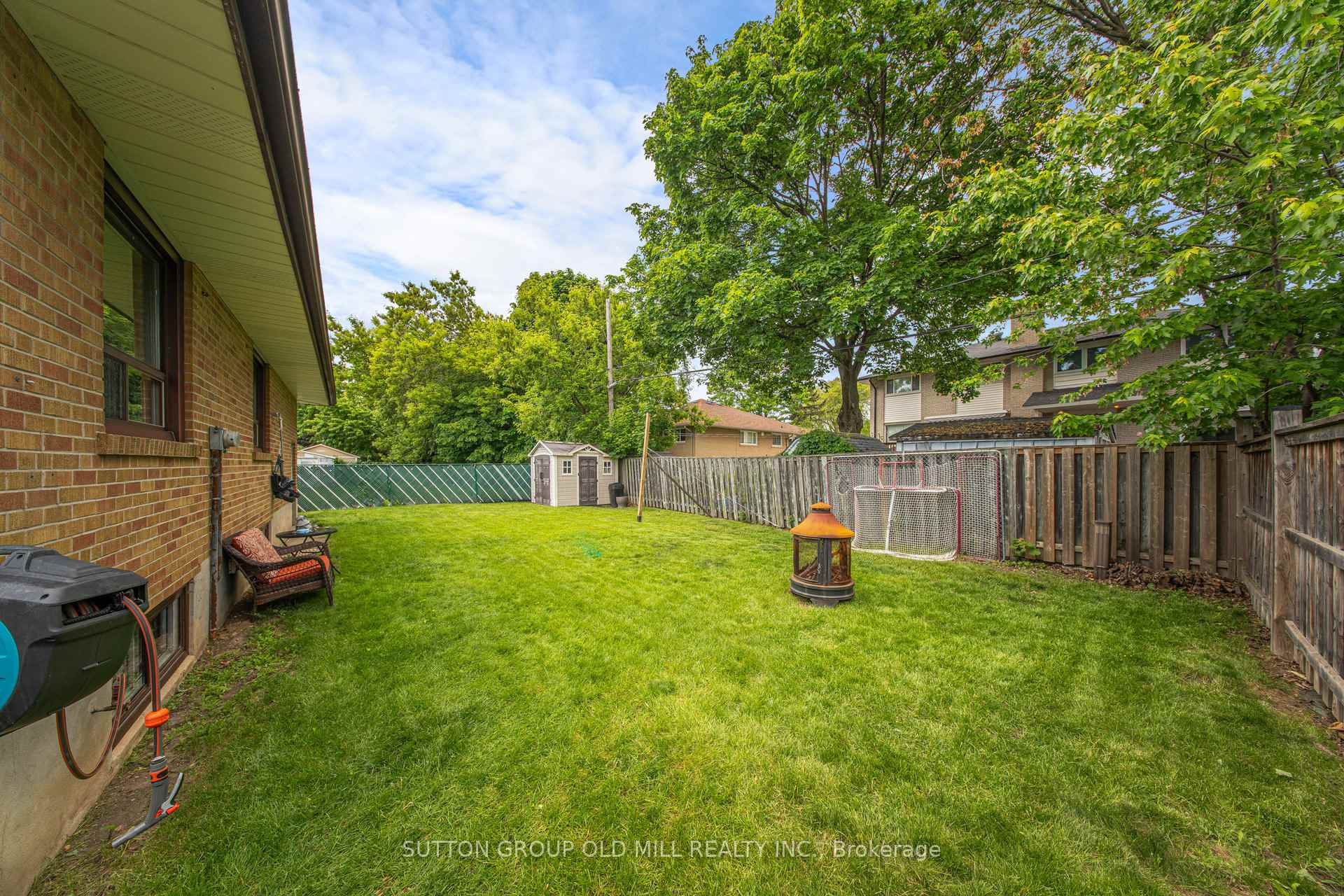 Photo 23 of 65 Ashwood Crescent, Brampton, Avondale — HOMEH