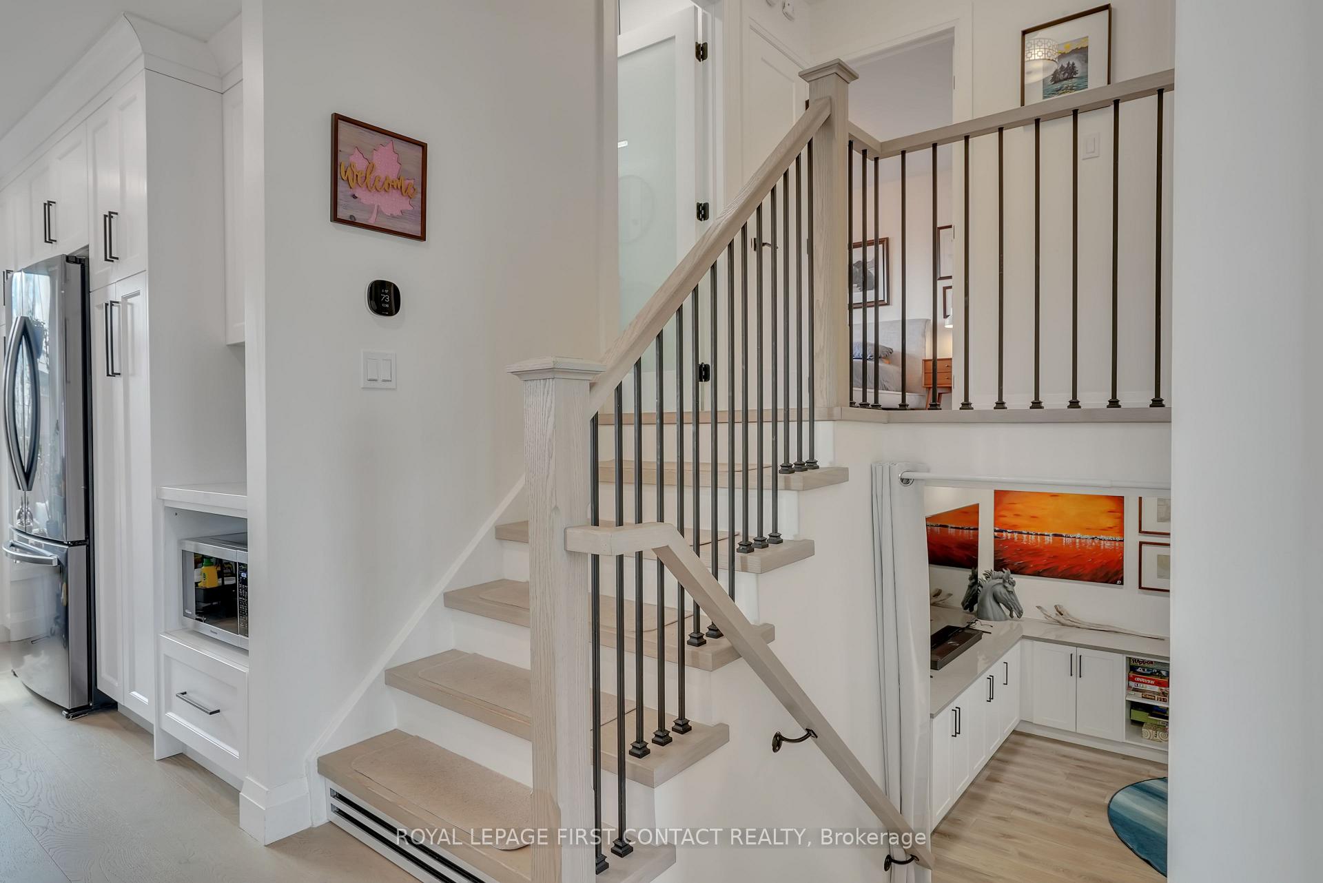 Photo 18 of 248 Cedar Crescent, Barrie, Bayshore — HOMEH