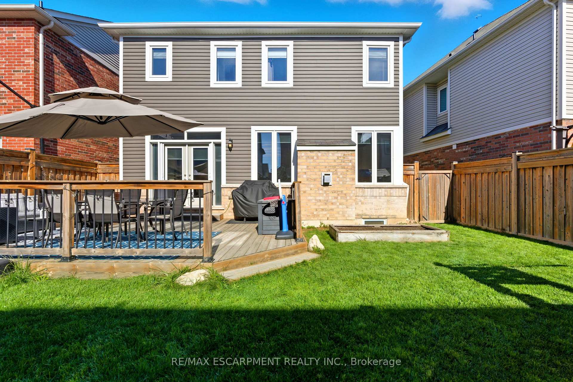 Photo 42 of 15 Bastia Street E, Hamilton, Waterdown — HOMEH