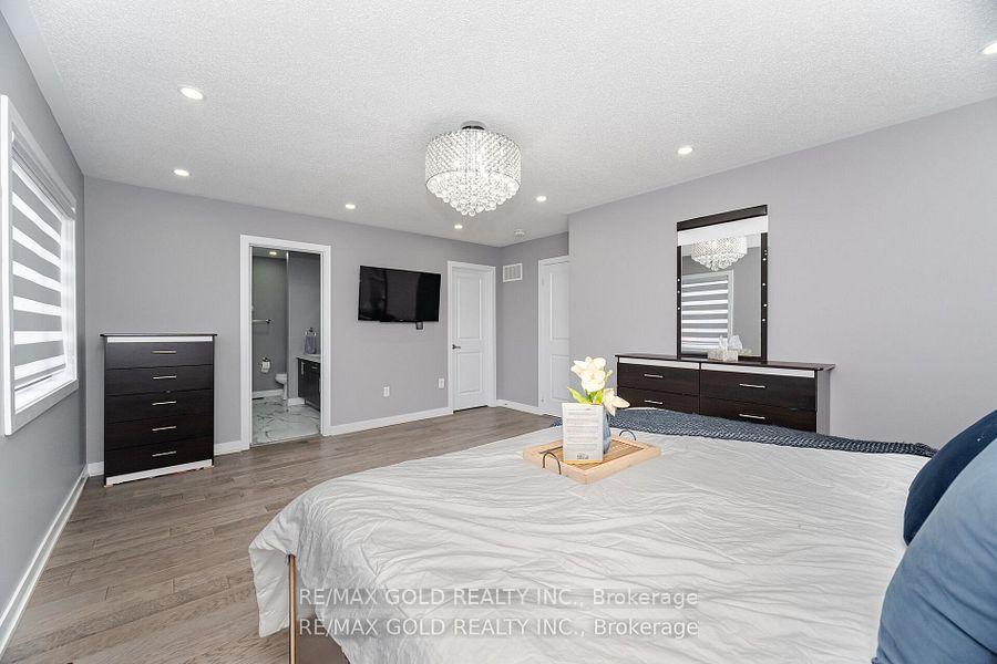 Photo 21 of 49 Argelia Crescent, Brampton, Credit Valley — HOMEH