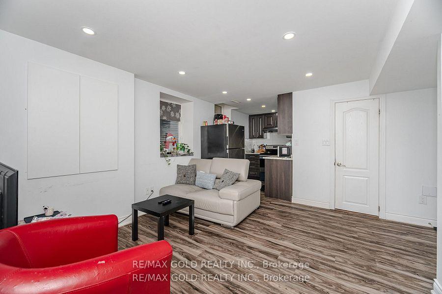 Photo 45 of 49 Argelia Crescent, Brampton, Credit Valley — HOMEH