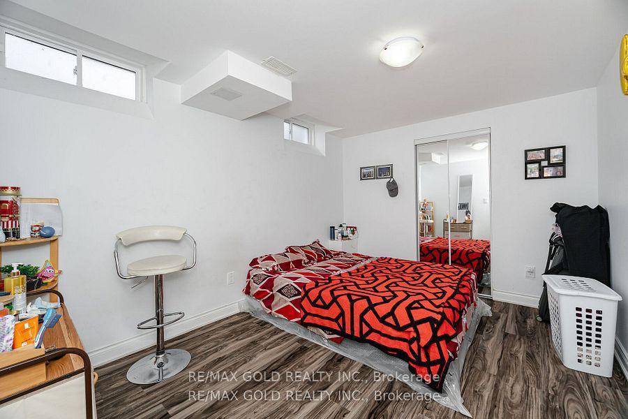 Photo 32 of 49 Argelia Crescent, Brampton, Credit Valley — HOMEH