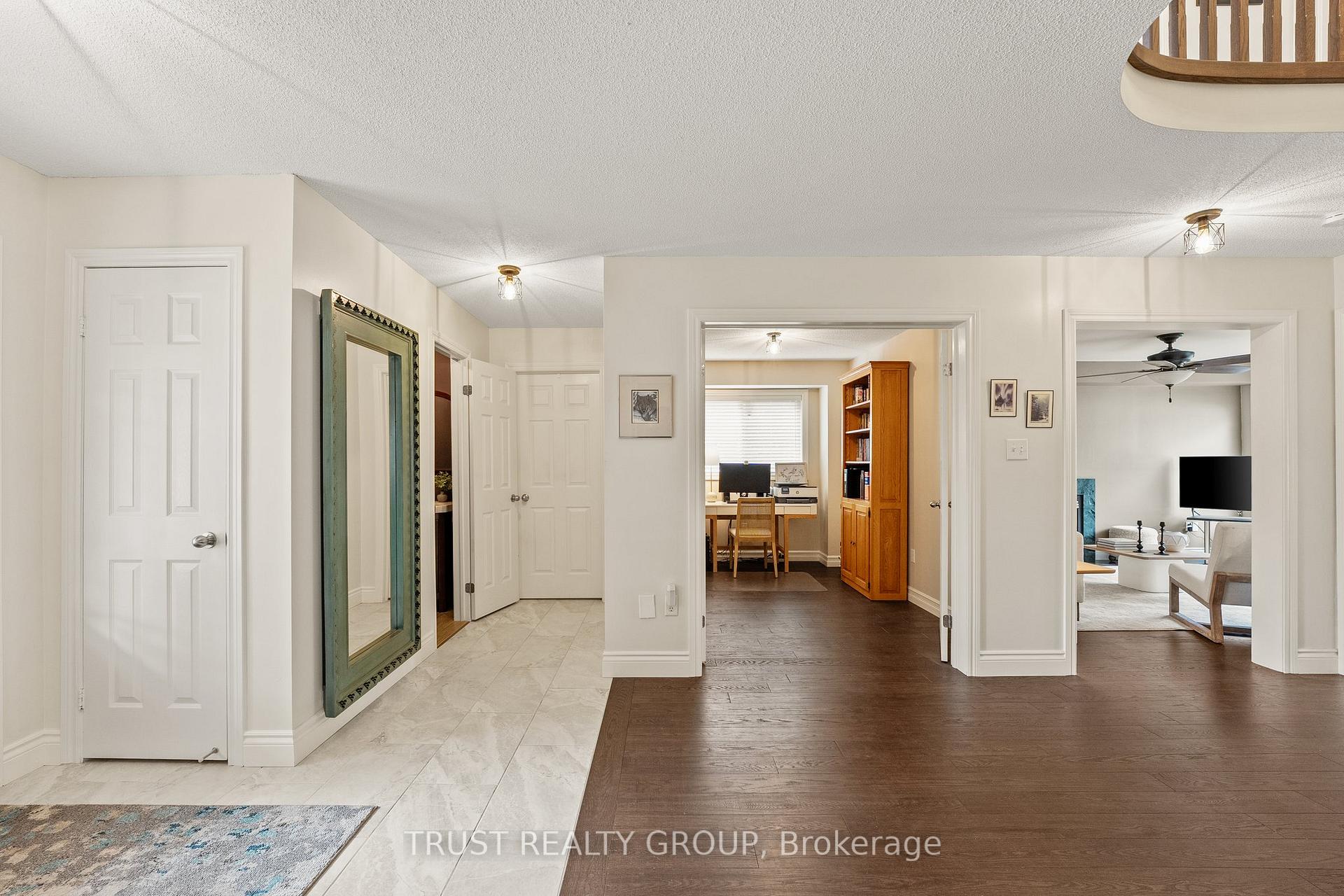 Photo 5 of 46 Muir Drive, Barrie, Ardagh — HOMEH