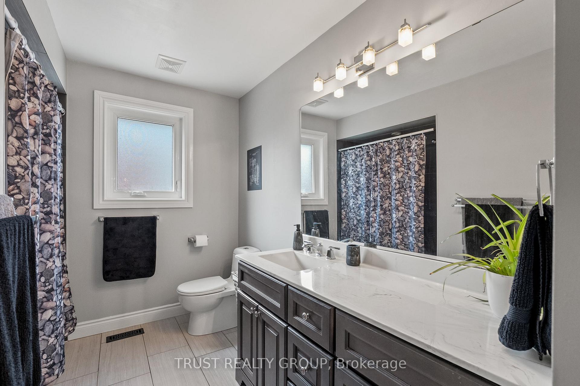 Photo 23 of 46 Muir Drive, Barrie, Ardagh — HOMEH