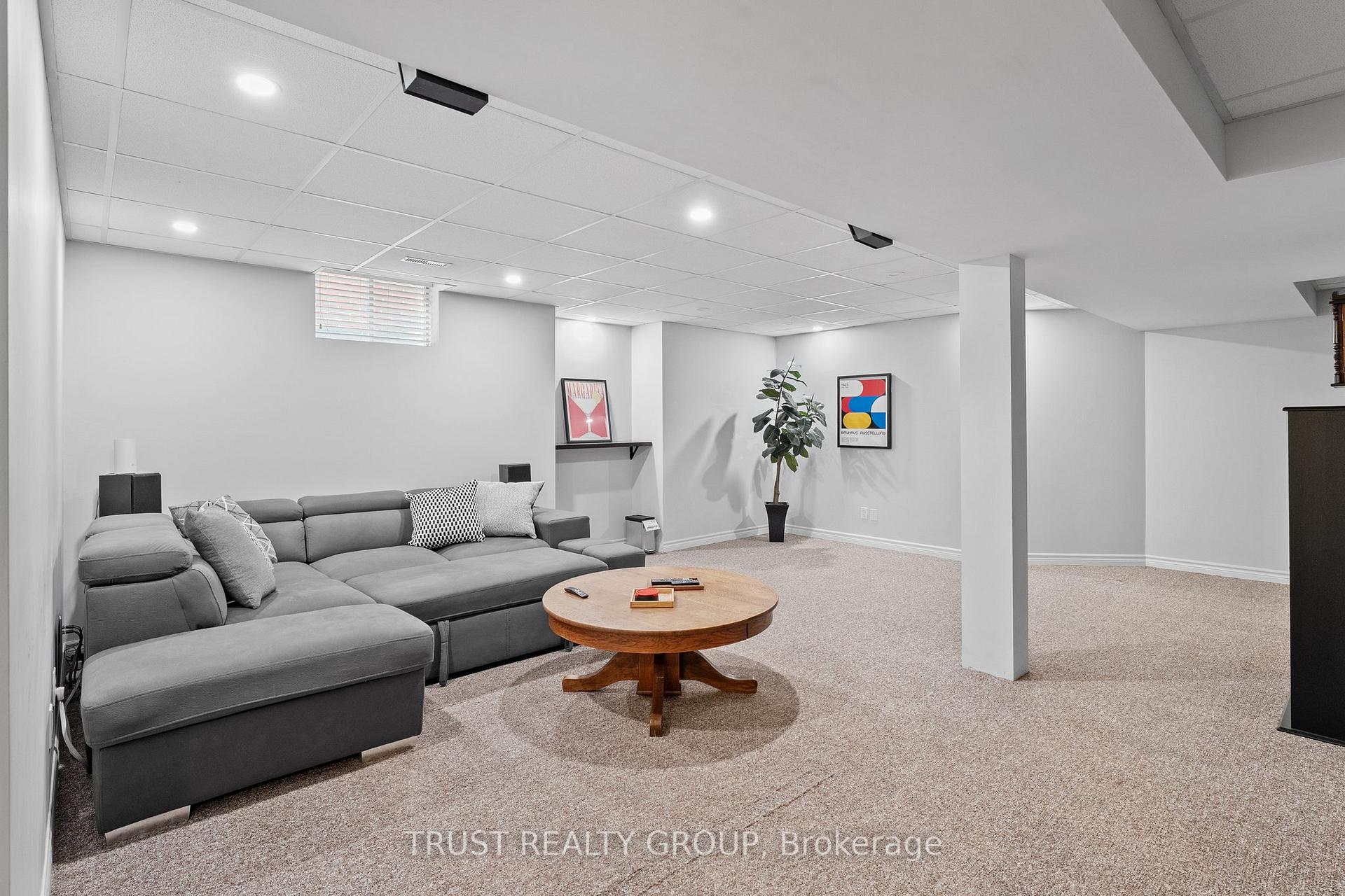 Photo 27 of 46 Muir Drive, Barrie, Ardagh — HOMEH