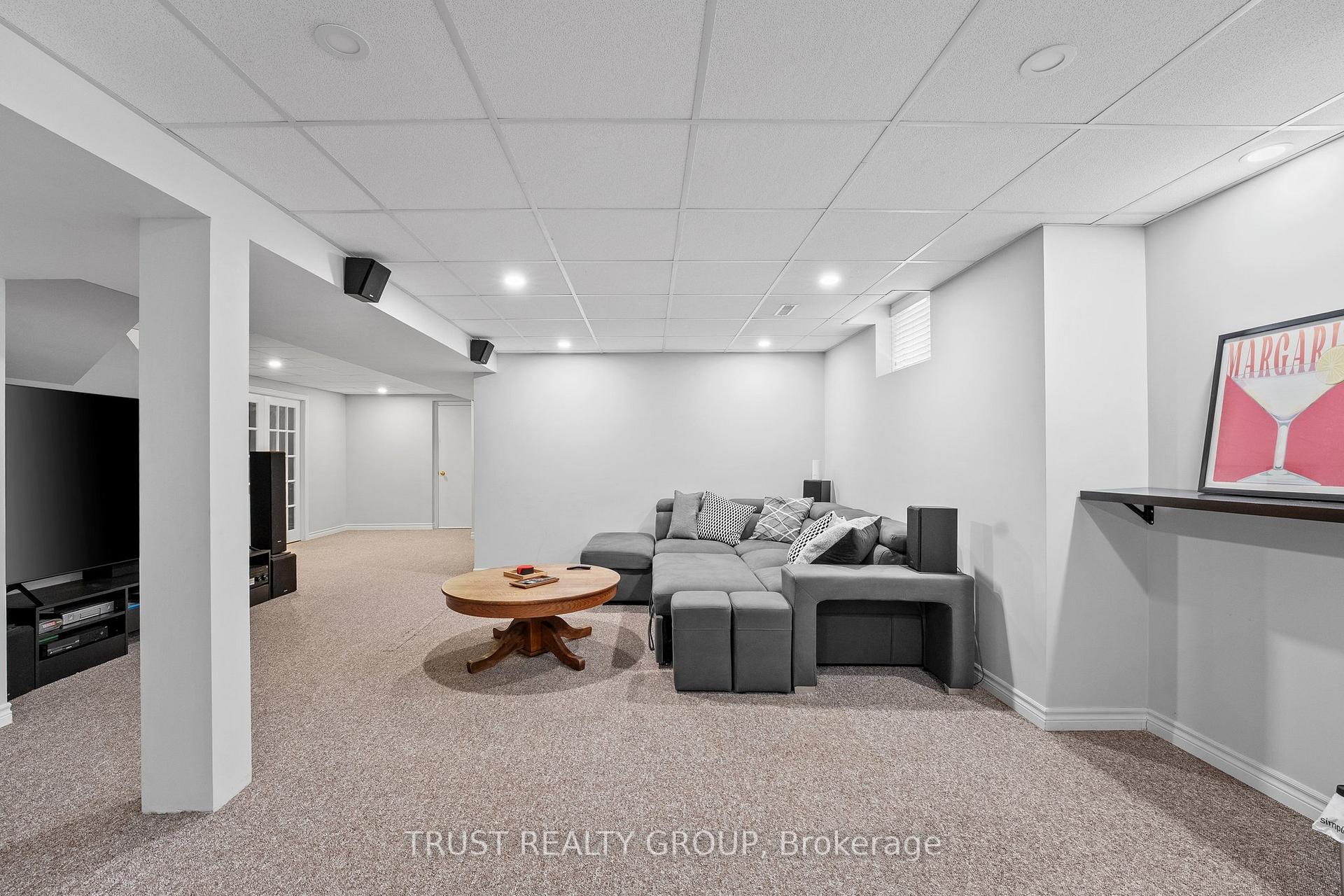 Photo 29 of 46 Muir Drive, Barrie, Ardagh — HOMEH