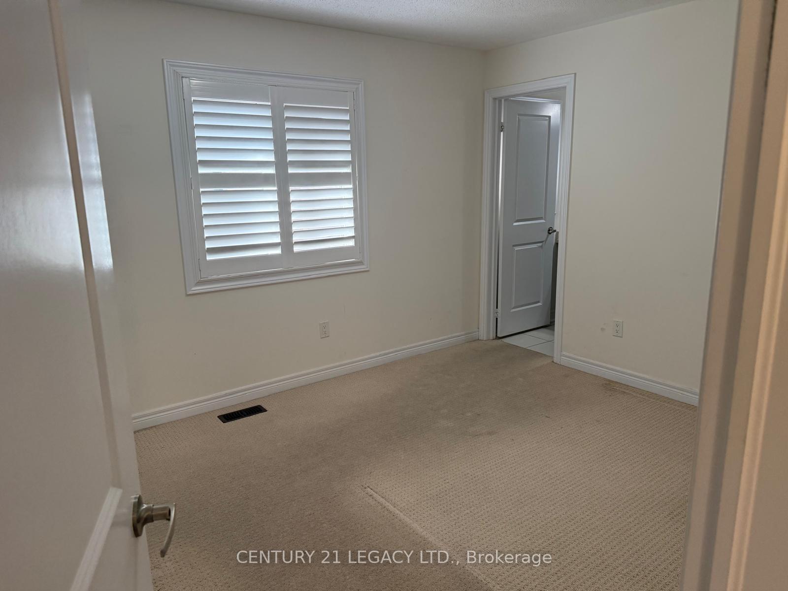 Photo 6 of 8 George Gray Drive, Brampton, Sandringham-Wellington North — HOMEH