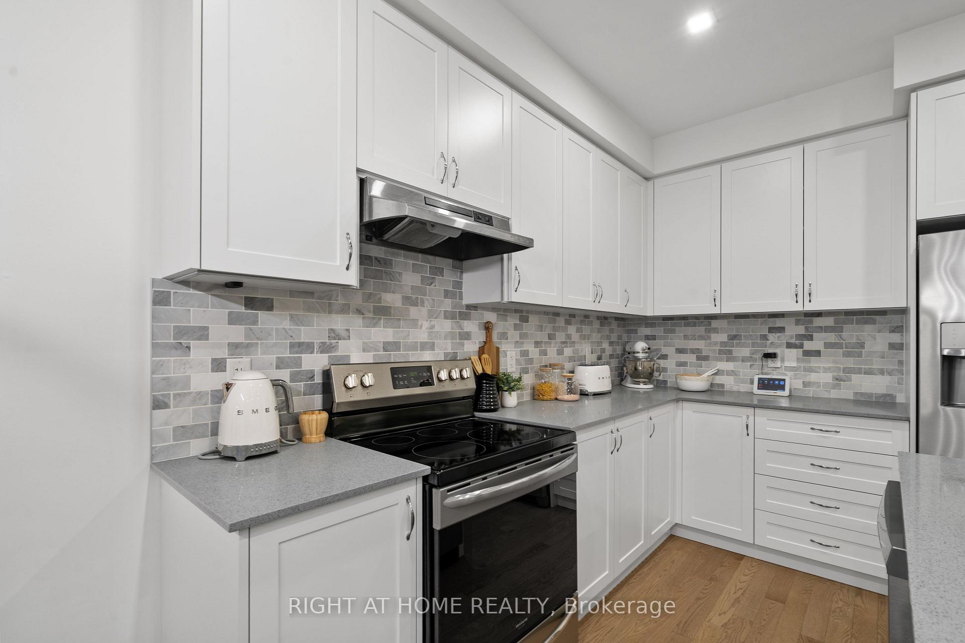 Photo 5 of 9 Angelfish Road, Brampton, Northwest Brampton — HOMEH