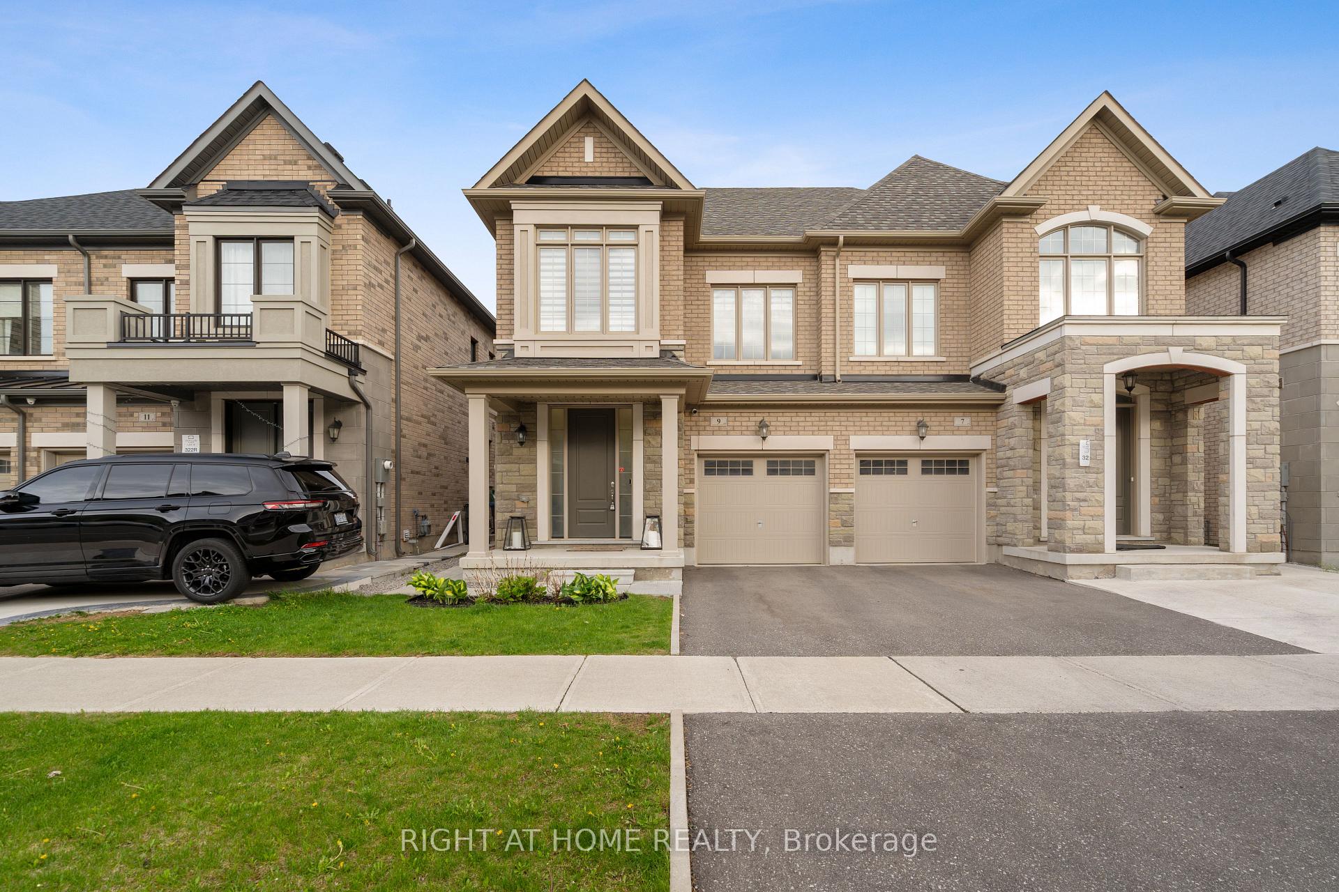 Photo 21 of 9 Angelfish Road, Brampton, Northwest Brampton — HOMEH