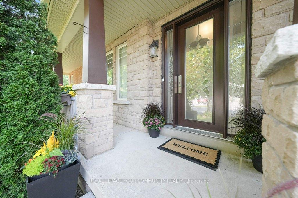 Photo 2 of 55 Pexton Avenue, Richmond Hill, Jefferson — HOMEH