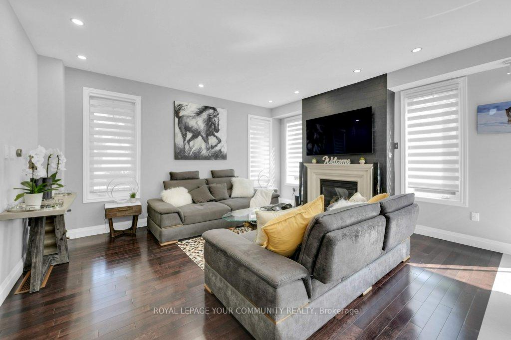 Photo 8 of 55 Pexton Avenue, Richmond Hill, Jefferson — HOMEH