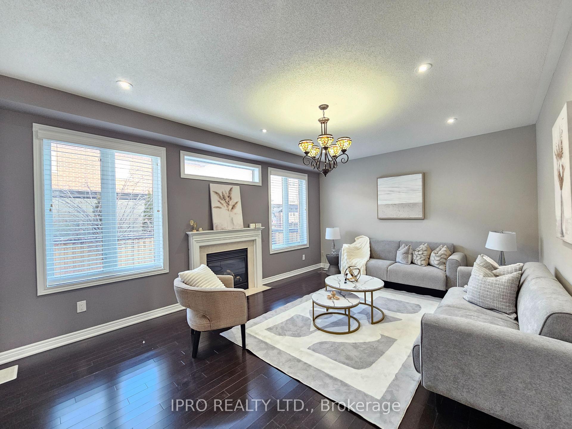 Photo 13 of 3339 Moses Way, Burlington, Alton — HOMEH