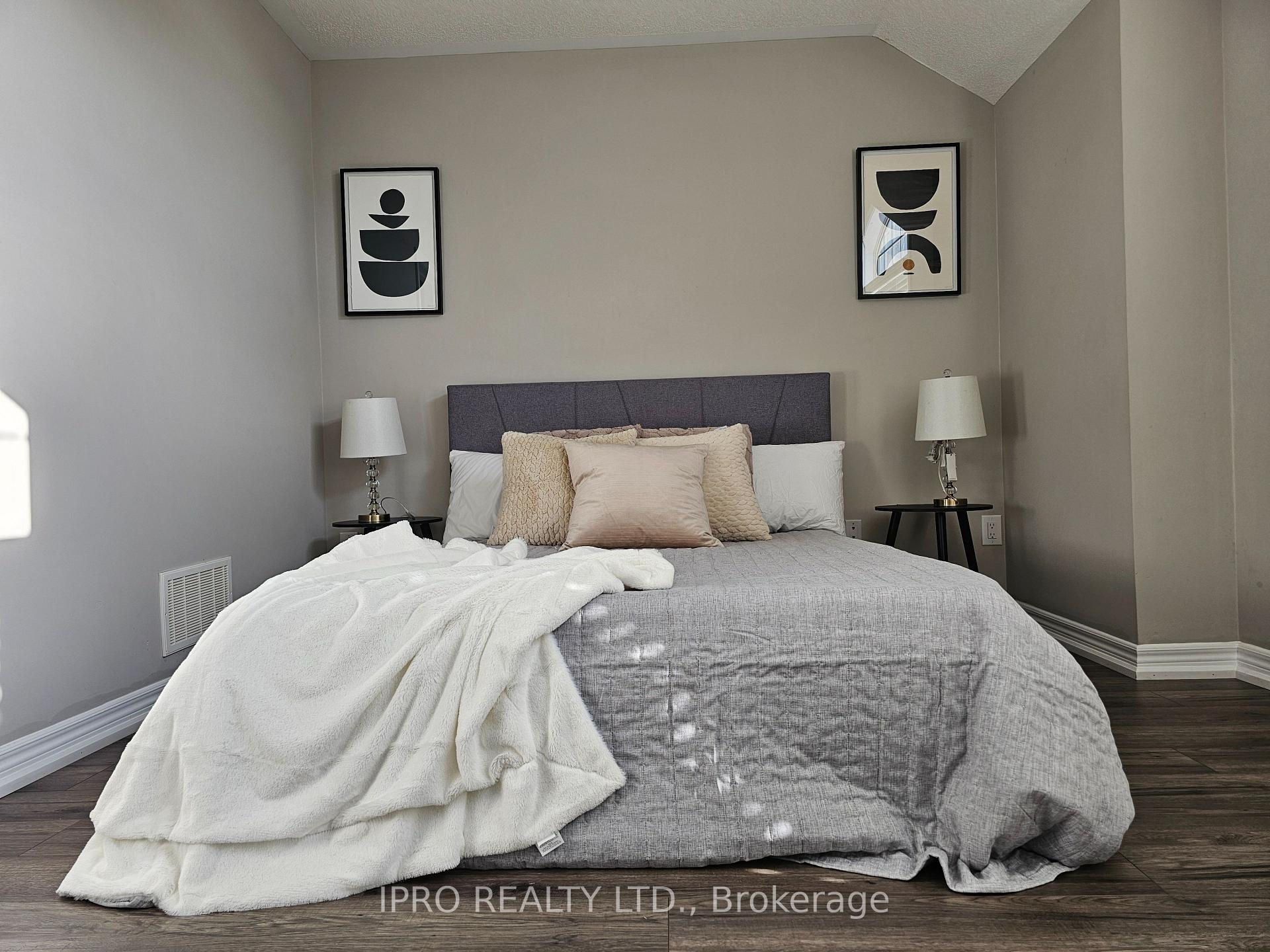 Photo 22 of 3339 Moses Way, Burlington, Alton — HOMEH