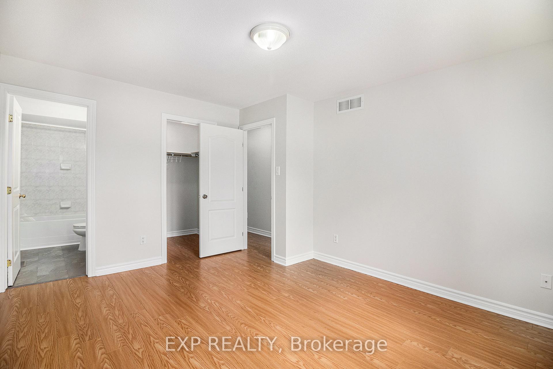Photo 8 of 212 Bradwell Way, Ottawa, Blossom Park/Kemp Park/Findlay Creek — HOMEH