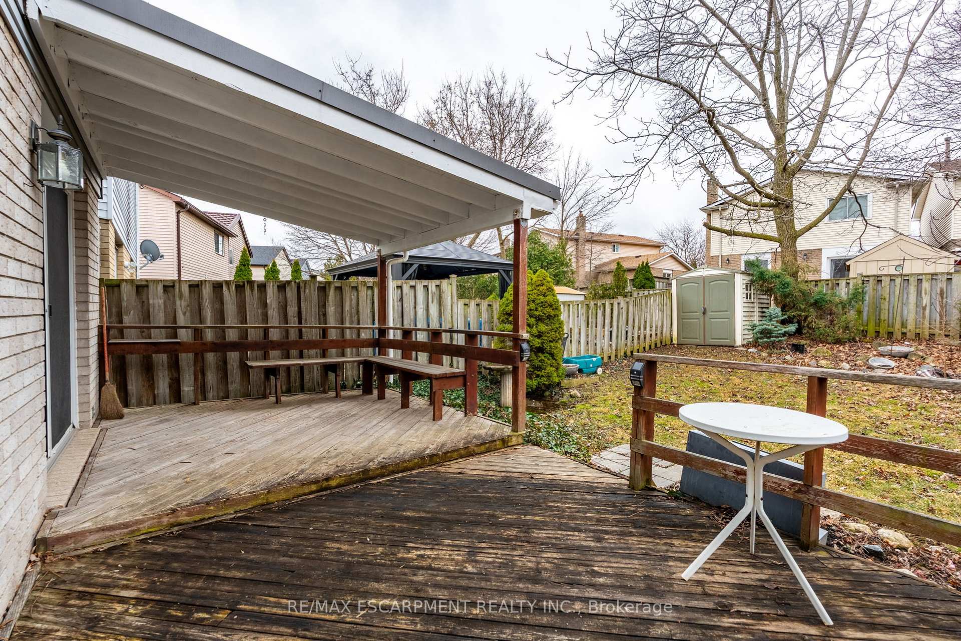 Photo 38 of 2345 Glastonbury Road, Burlington, Brant Hills — HOMEH