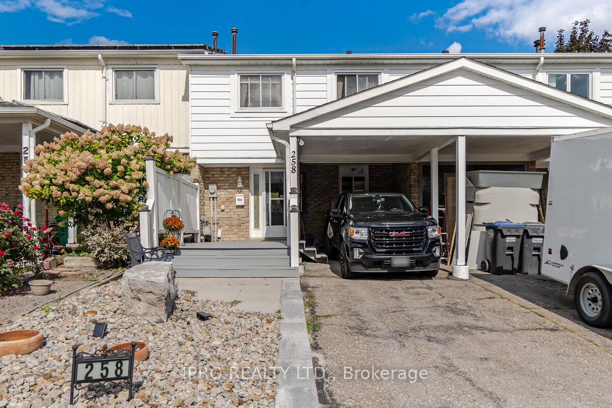 Photo 1 of 258 Royal Salisbury Way, Brampton, Madoc — HOMEH