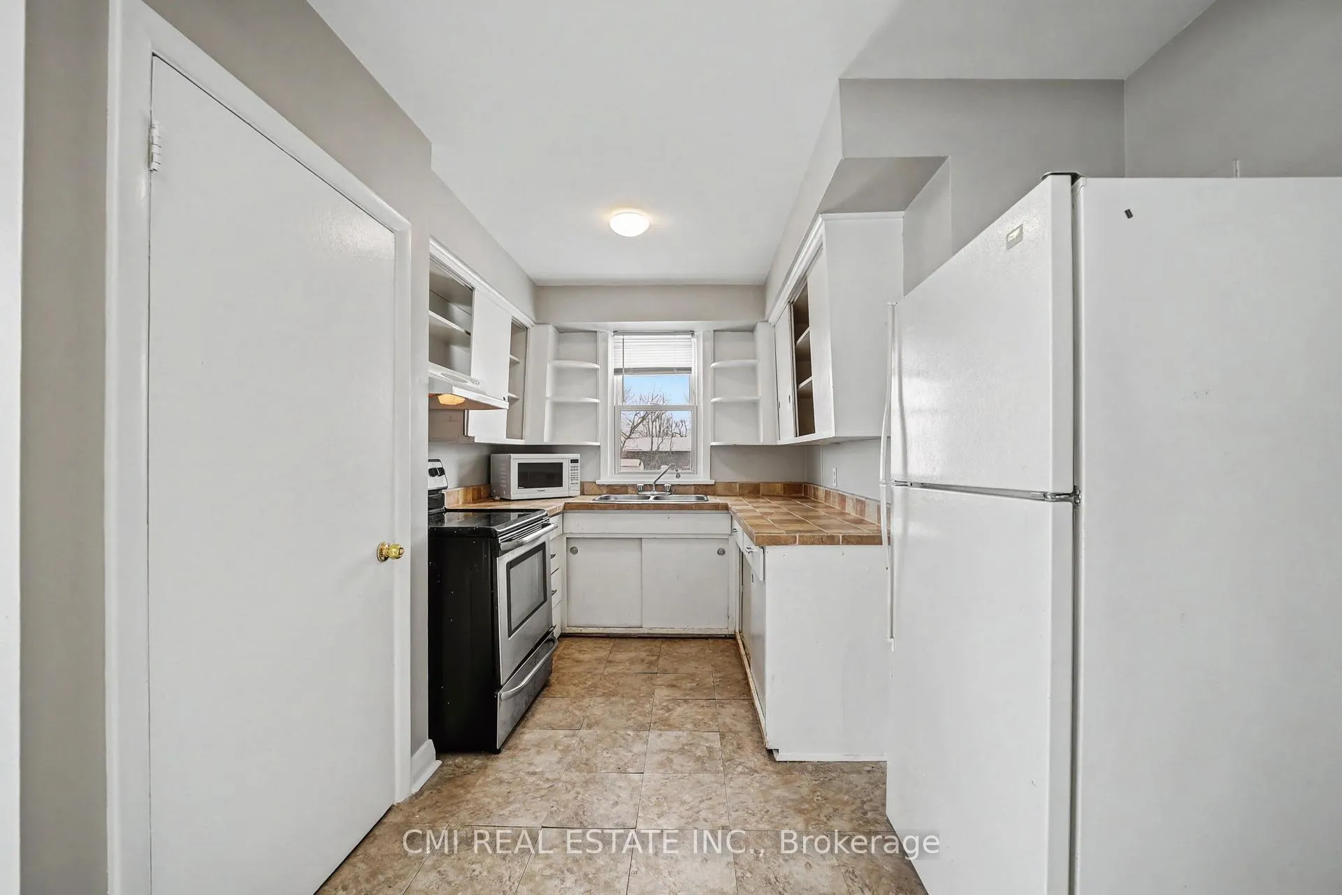 Photo 13 of 469 Scenic Dr, Hamilton, Westcliffe — HOMEH