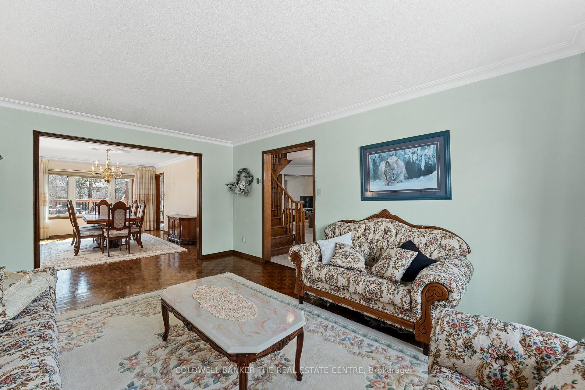 Photo 7 of 55 Blyth Street N, Richmond Hill, Oak Ridges — HOMEH