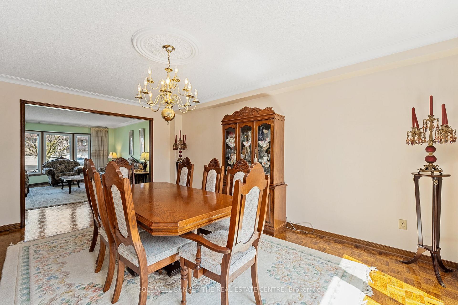 Photo 9 of 55 Blyth Street N, Richmond Hill, Oak Ridges — HOMEH