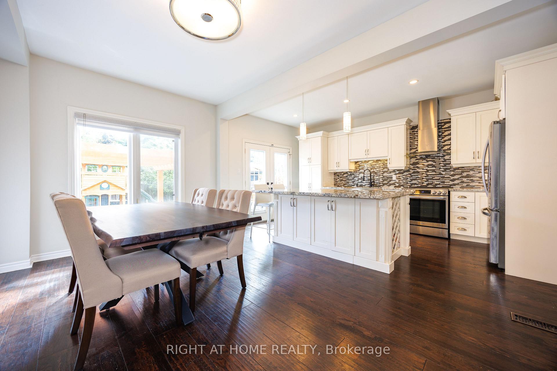 Photo 9 of 47 Lamont Crescent, Barrie, Ardagh — HOMEH