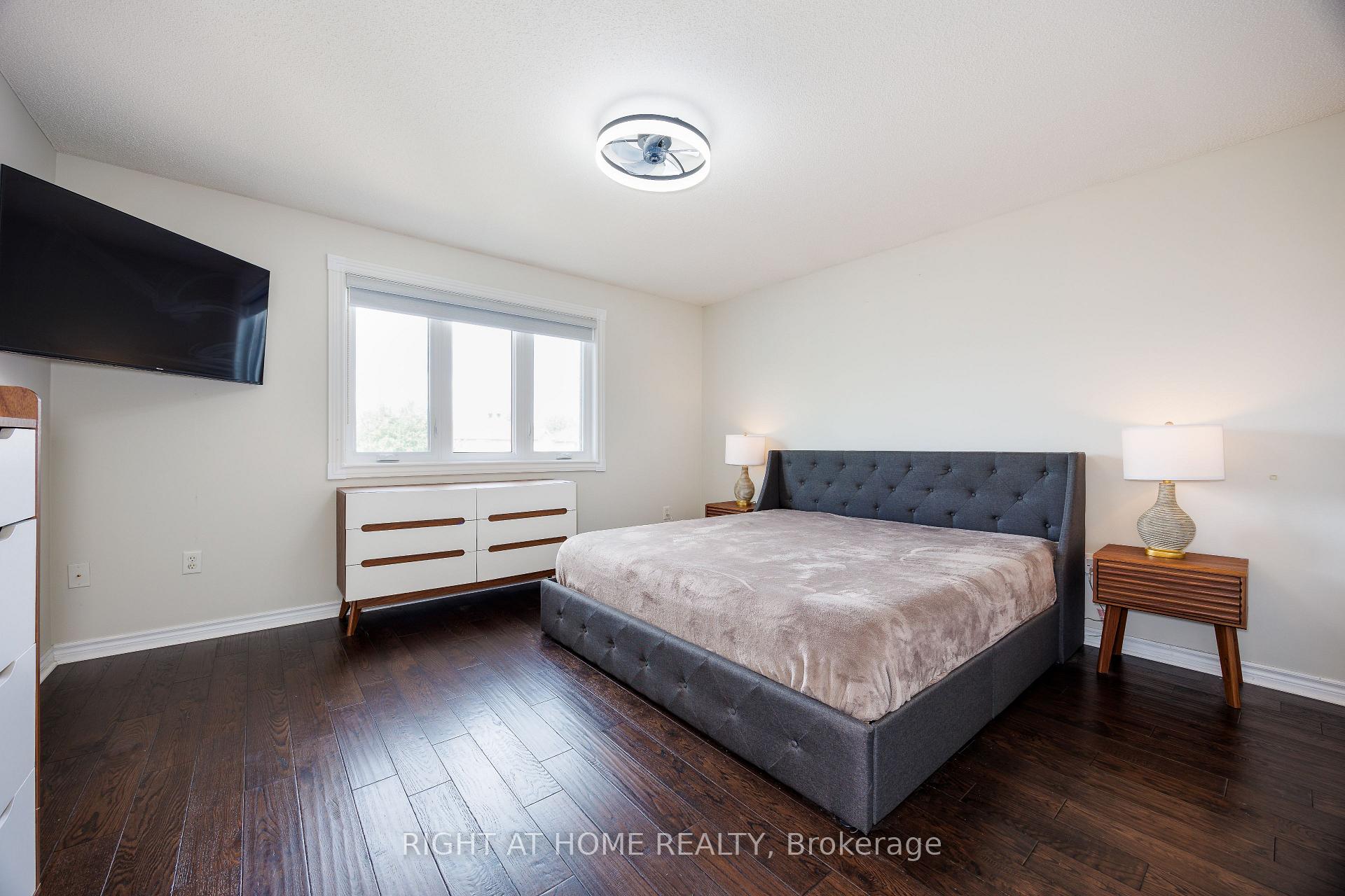 Photo 18 of 47 Lamont Crescent, Barrie, Ardagh — HOMEH