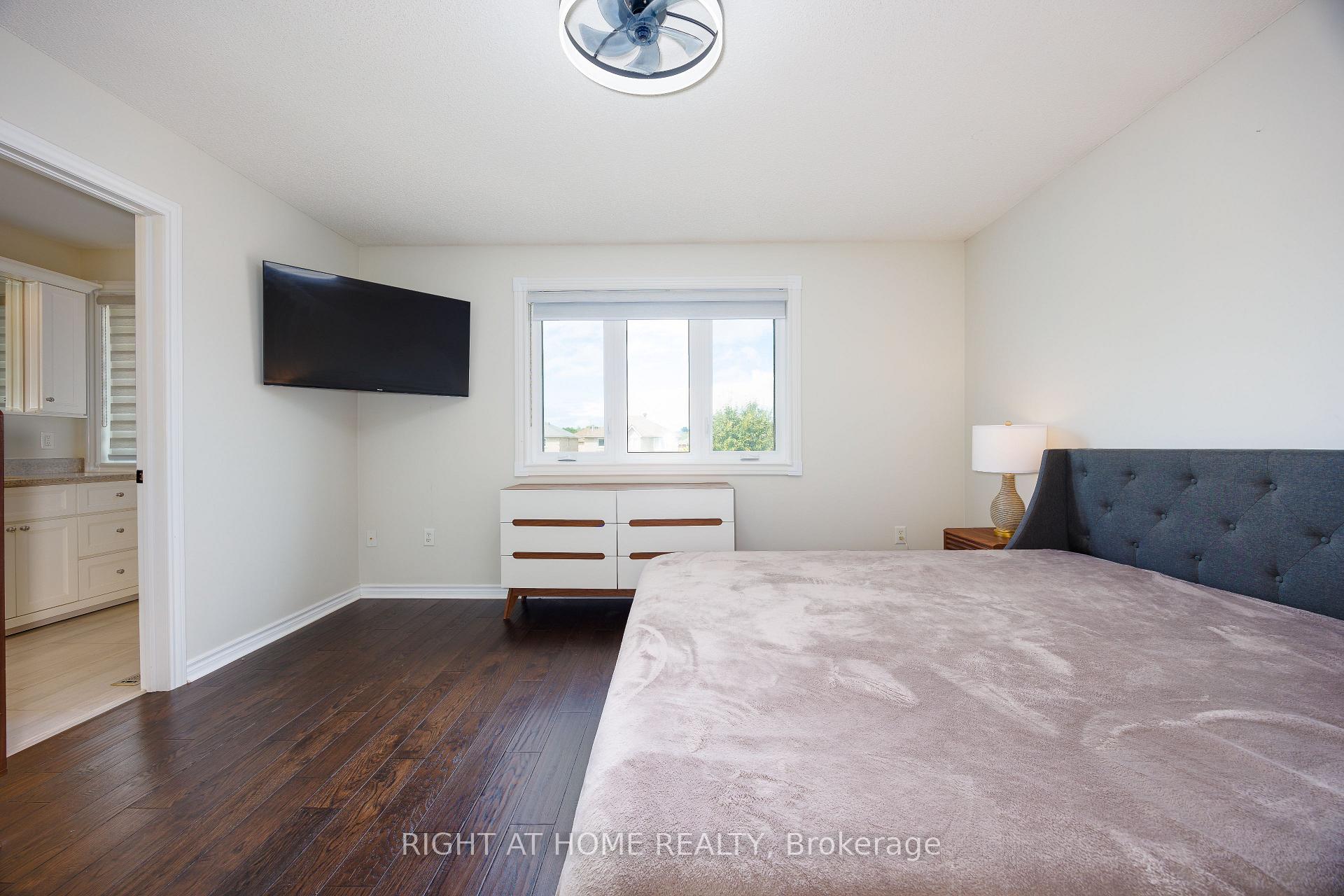 Photo 22 of 47 Lamont Crescent, Barrie, Ardagh — HOMEH