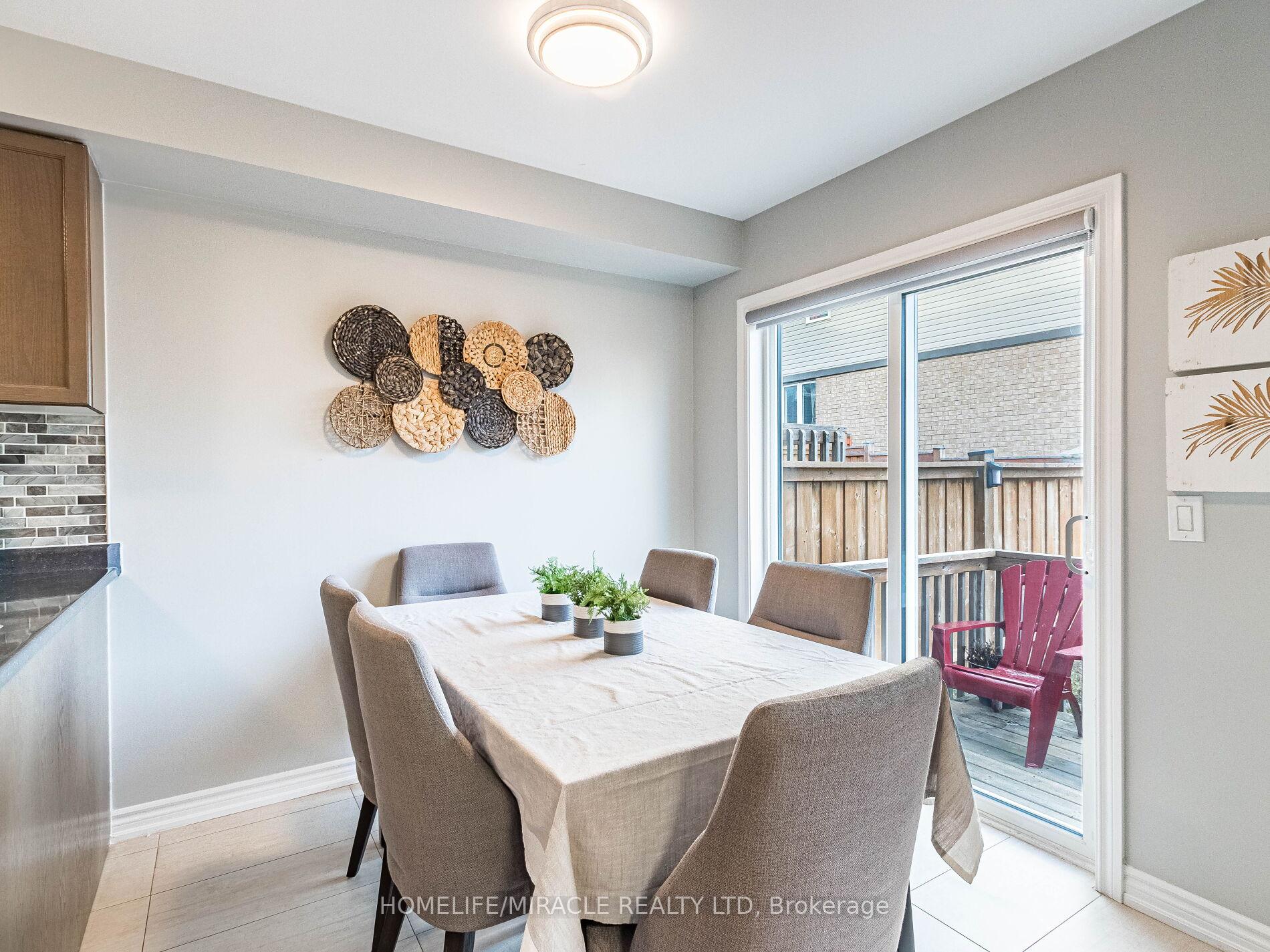 Photo 15 of 50 Great Gabe Crescent, Oshawa, Windfields — HOMEH