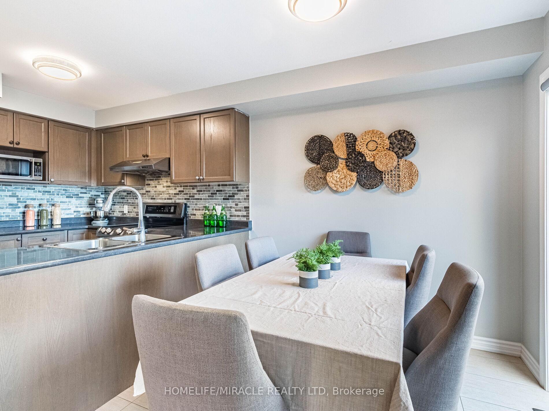 Photo 16 of 50 Great Gabe Crescent, Oshawa, Windfields — HOMEH