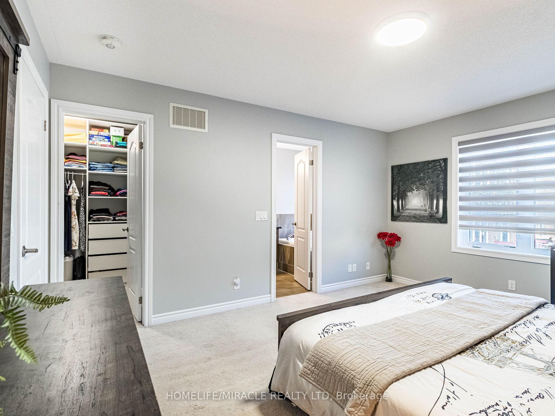 Photo 24 of 50 Great Gabe Crescent, Oshawa, Windfields — HOMEH
