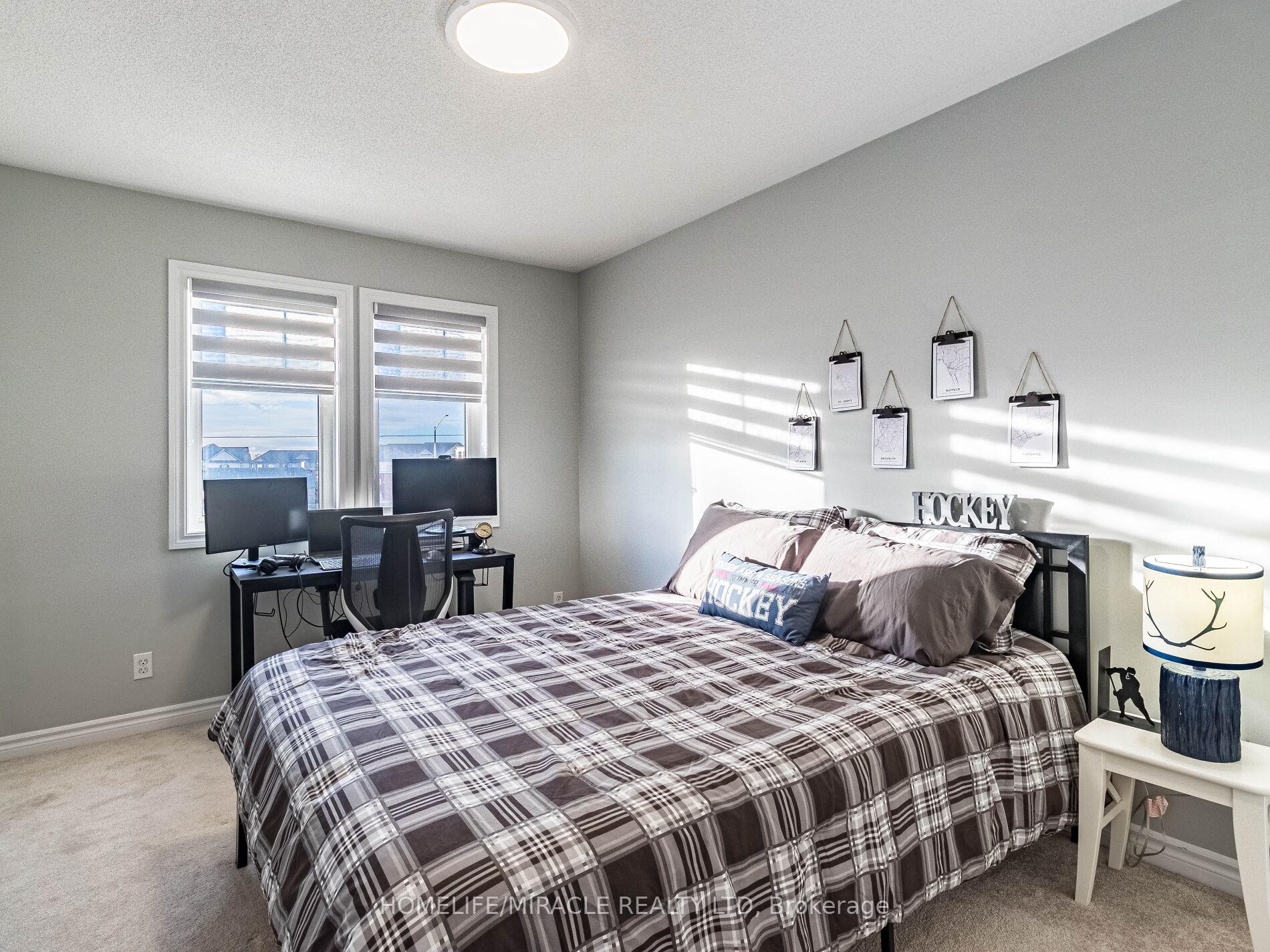 Photo 28 of 50 Great Gabe Crescent, Oshawa, Windfields — HOMEH