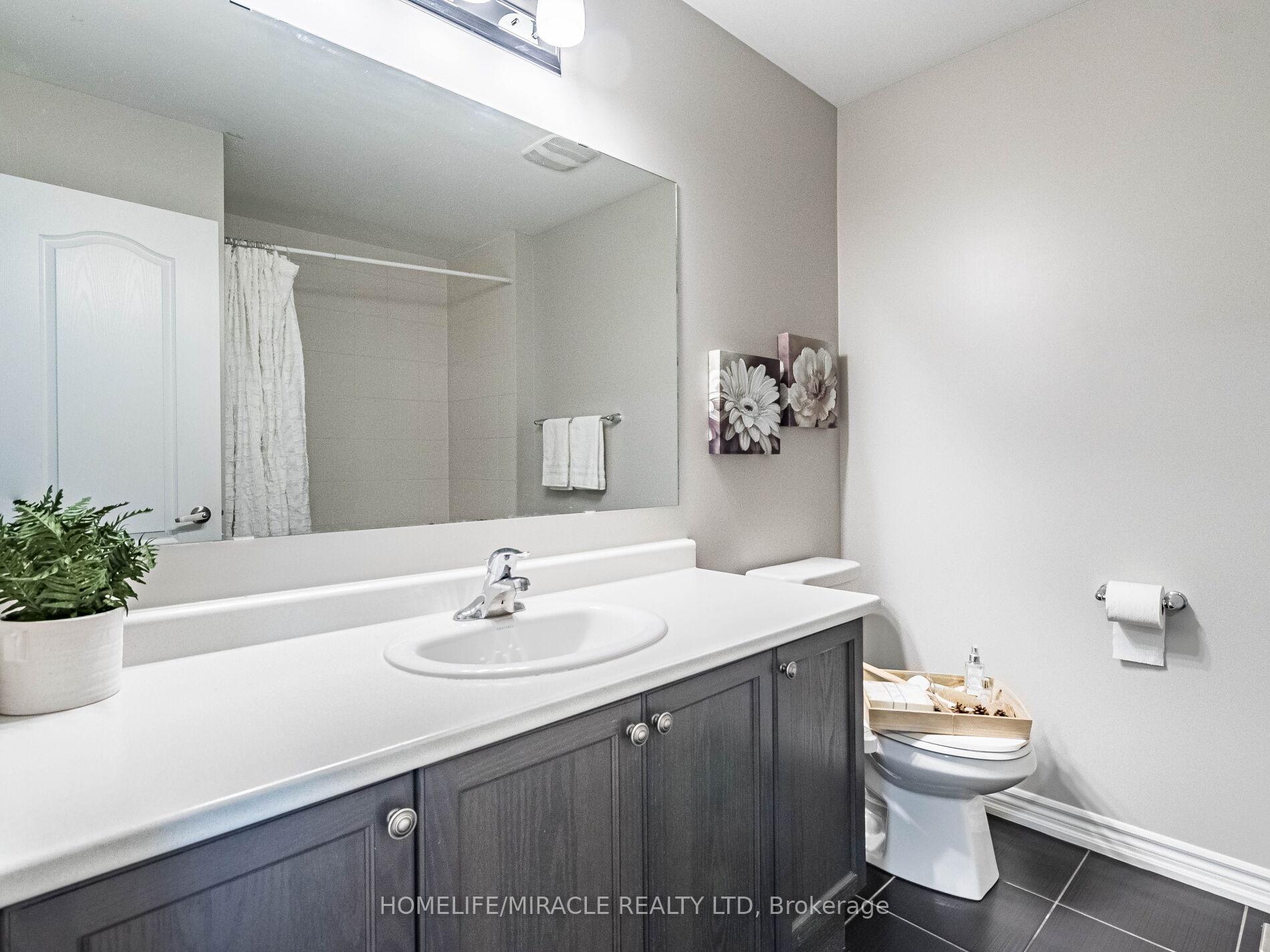Photo 32 of 50 Great Gabe Crescent, Oshawa, Windfields — HOMEH