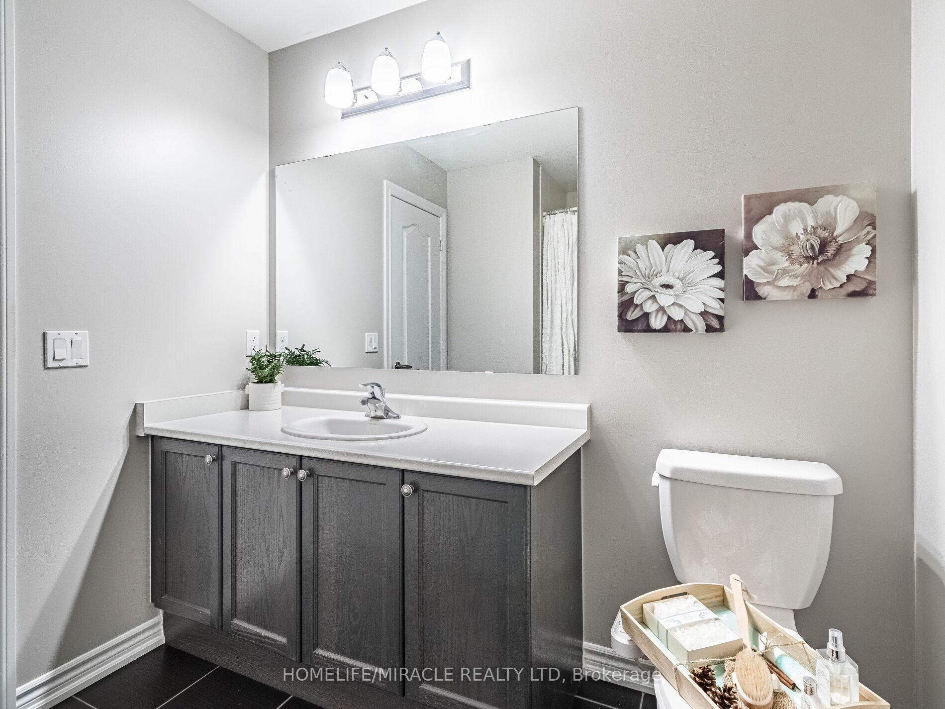 Photo 33 of 50 Great Gabe Crescent, Oshawa, Windfields — HOMEH