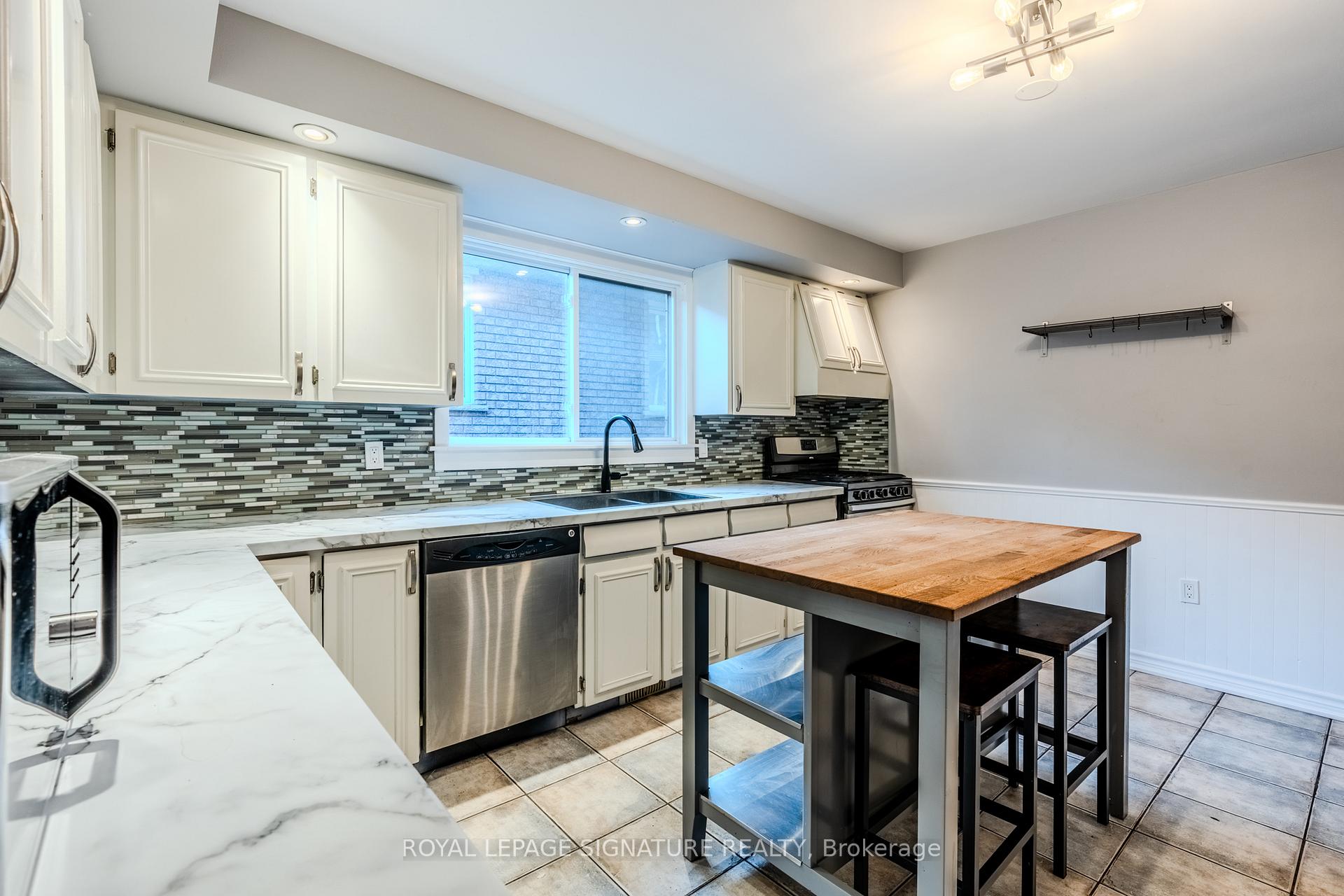 Photo 9 of 158 Chester Avenue, Hamilton, Gourley — HOMEH