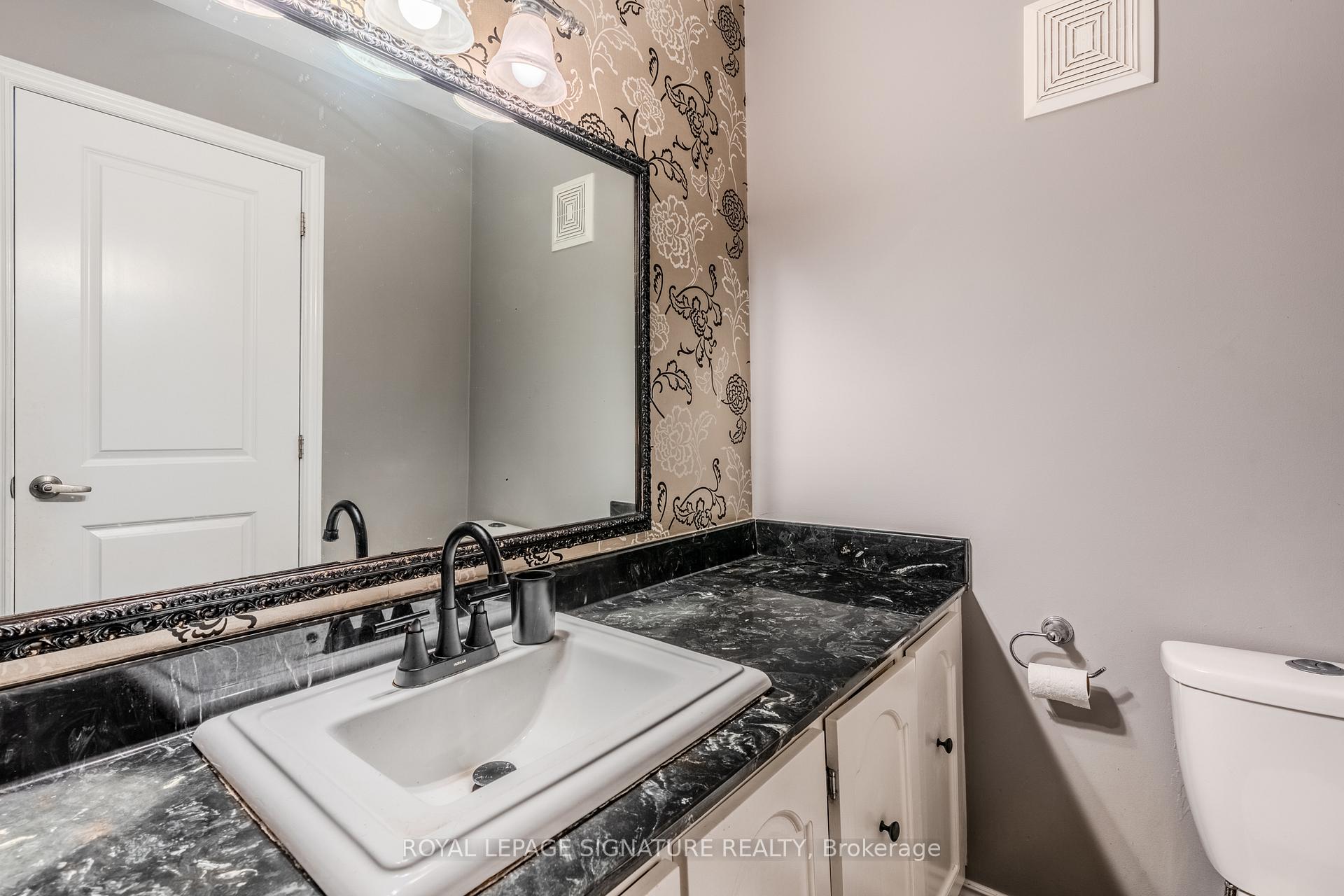 Photo 15 of 158 Chester Avenue, Hamilton, Gourley — HOMEH