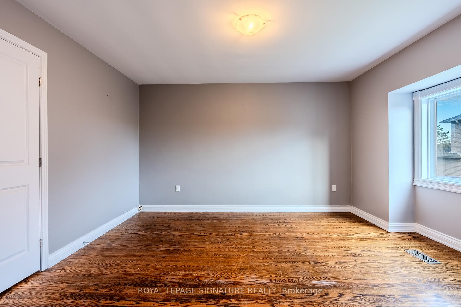 Photo 20 of 158 Chester Avenue, Hamilton, Gourley — HOMEH