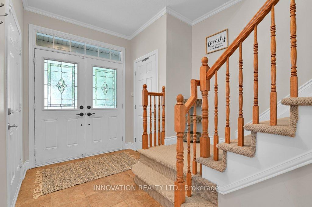 Photo 3 of 136 Lamplighters Drive, Ottawa, Barrhaven - Cedargrove/Fraserdale — HOMEH