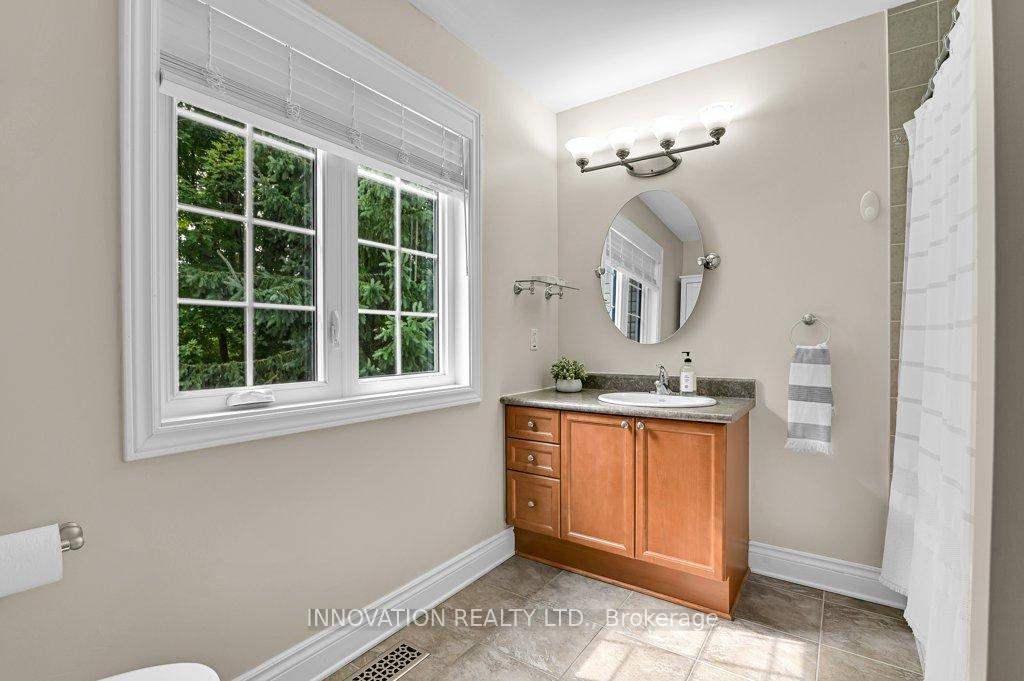 Photo 24 of 136 Lamplighters Drive, Ottawa, Barrhaven - Cedargrove/Fraserdale — HOMEH