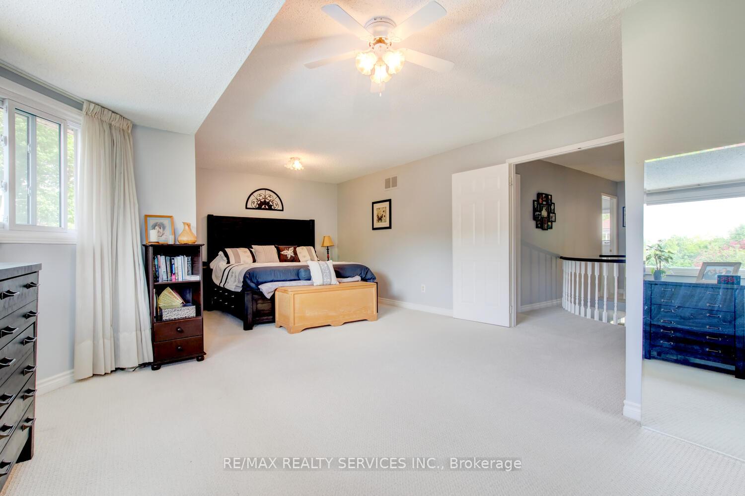 Photo 9 of 119 Kenpark Avenue, Brampton, Snelgrove — HOMEH