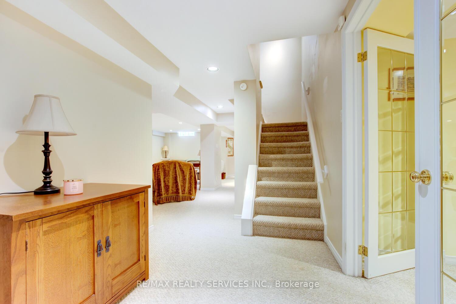 Photo 19 of 119 Kenpark Avenue, Brampton, Snelgrove — HOMEH