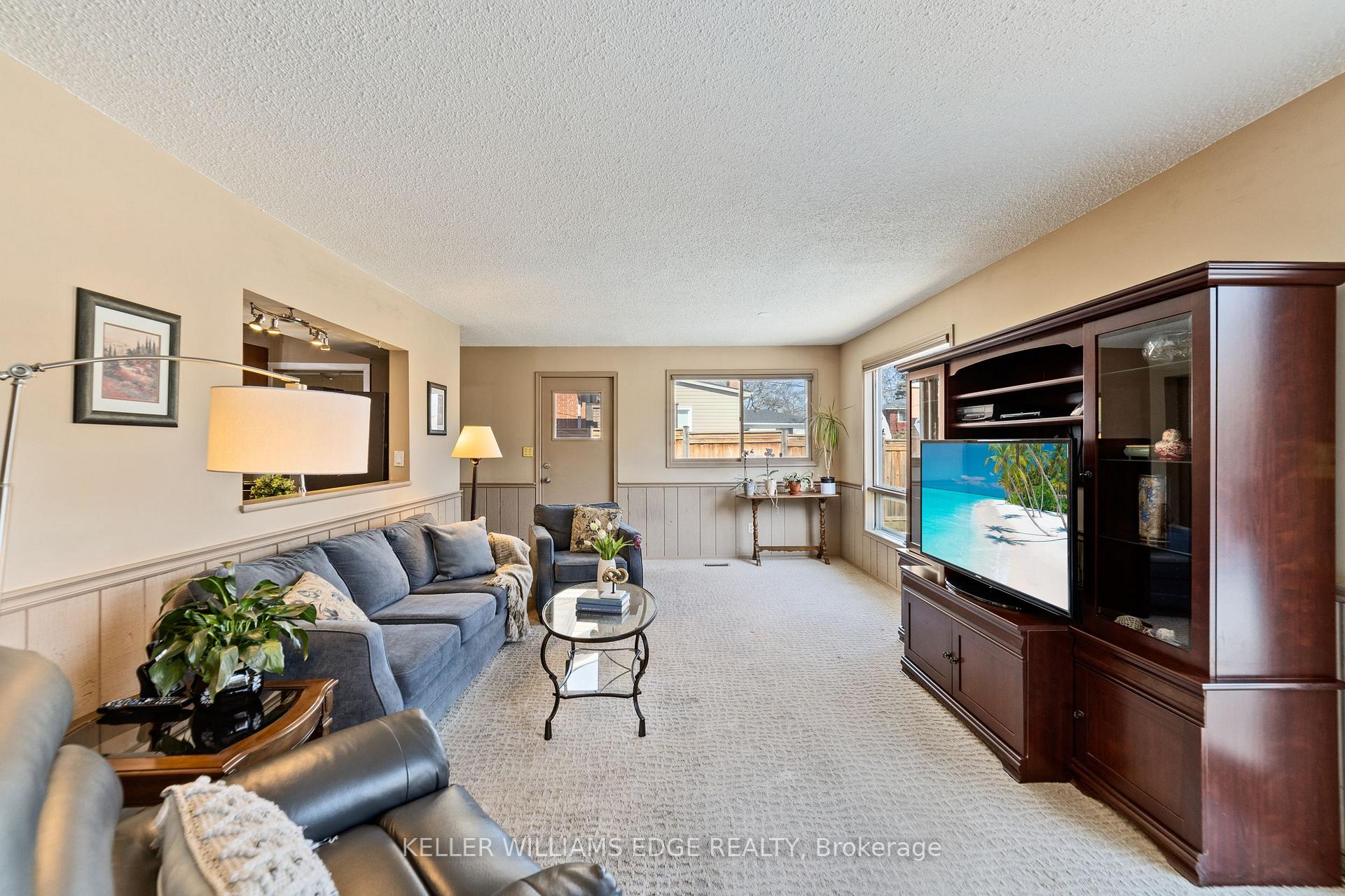 Photo 11 of 5200 Suncrest Road, Burlington, Appleby — HOMEH