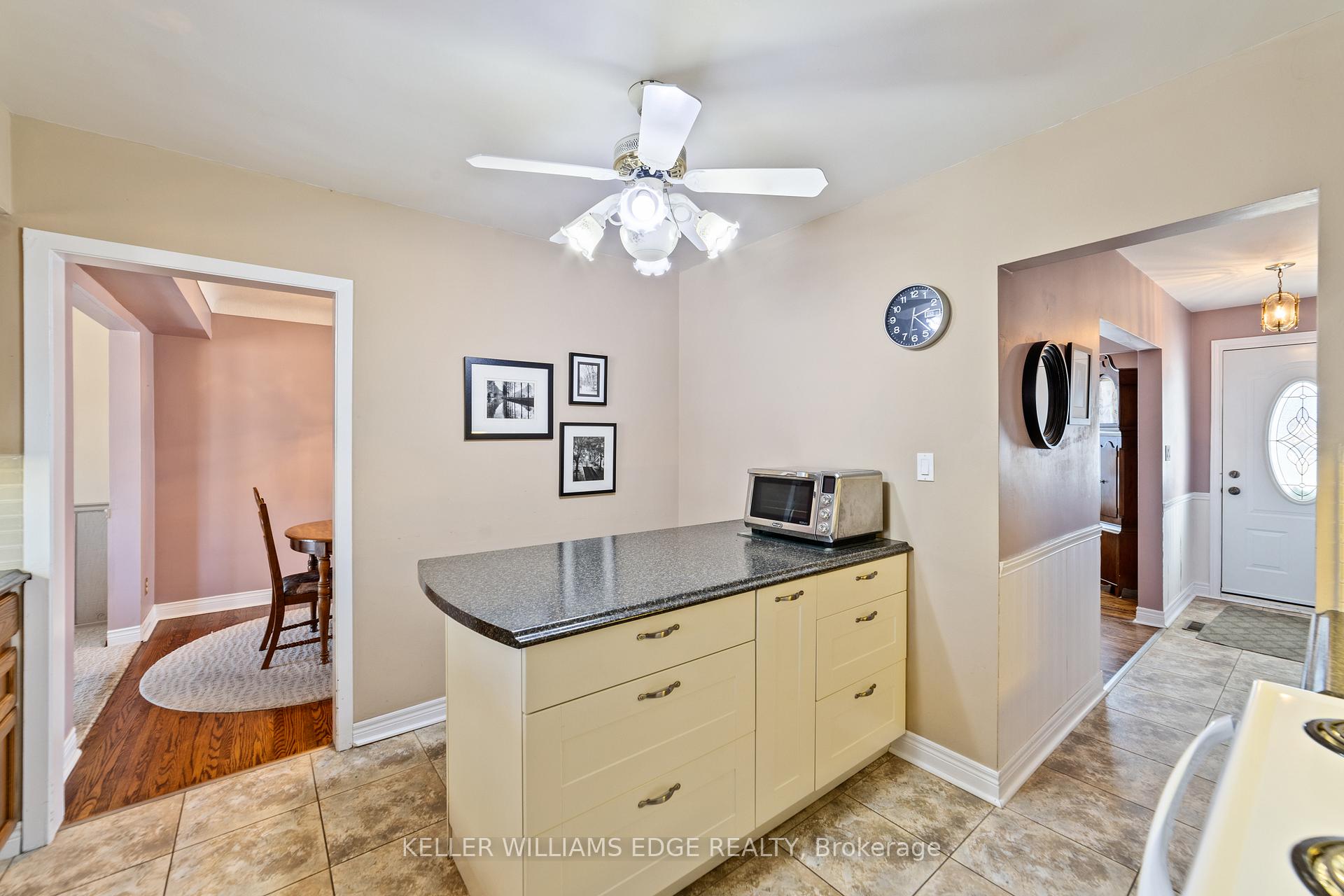 Photo 17 of 5200 Suncrest Road, Burlington, Appleby — HOMEH