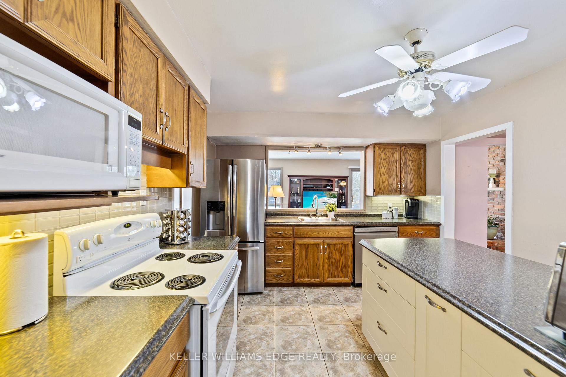 Photo 20 of 5200 Suncrest Road, Burlington, Appleby — HOMEH