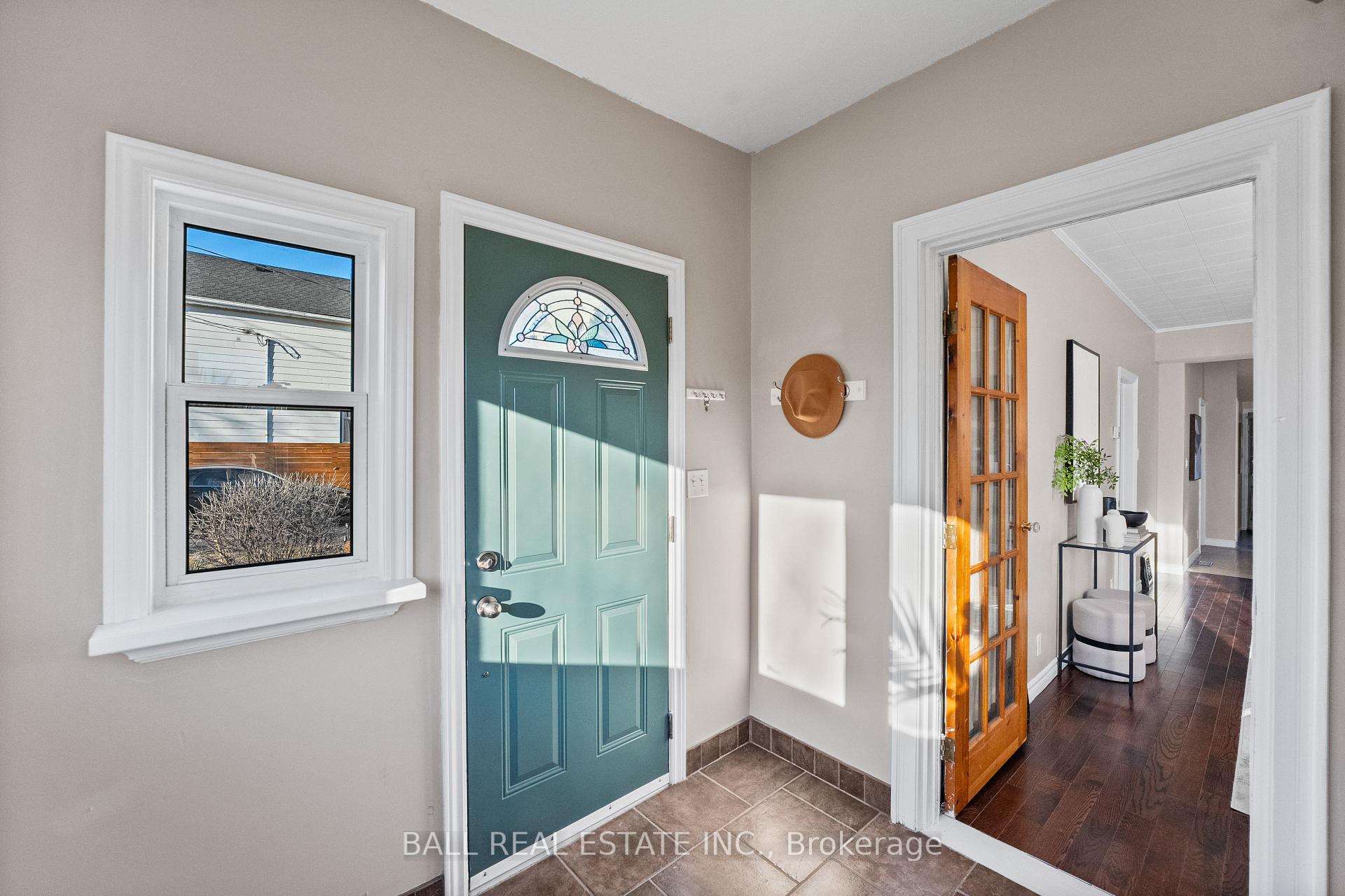 Photo 4 of 146 Mill Street, Oshawa, Vanier — HOMEH