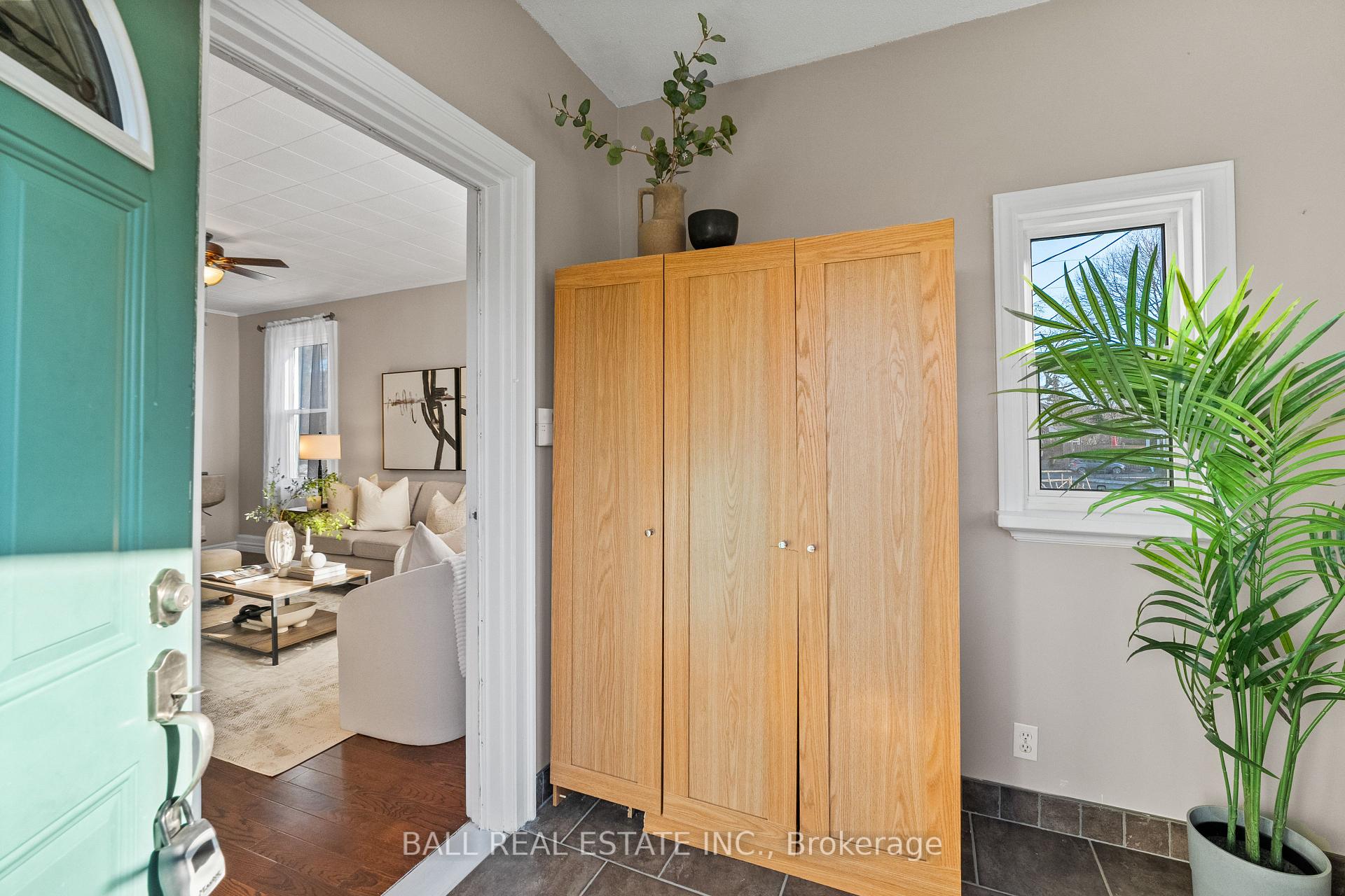 Photo 6 of 146 Mill Street, Oshawa, Vanier — HOMEH