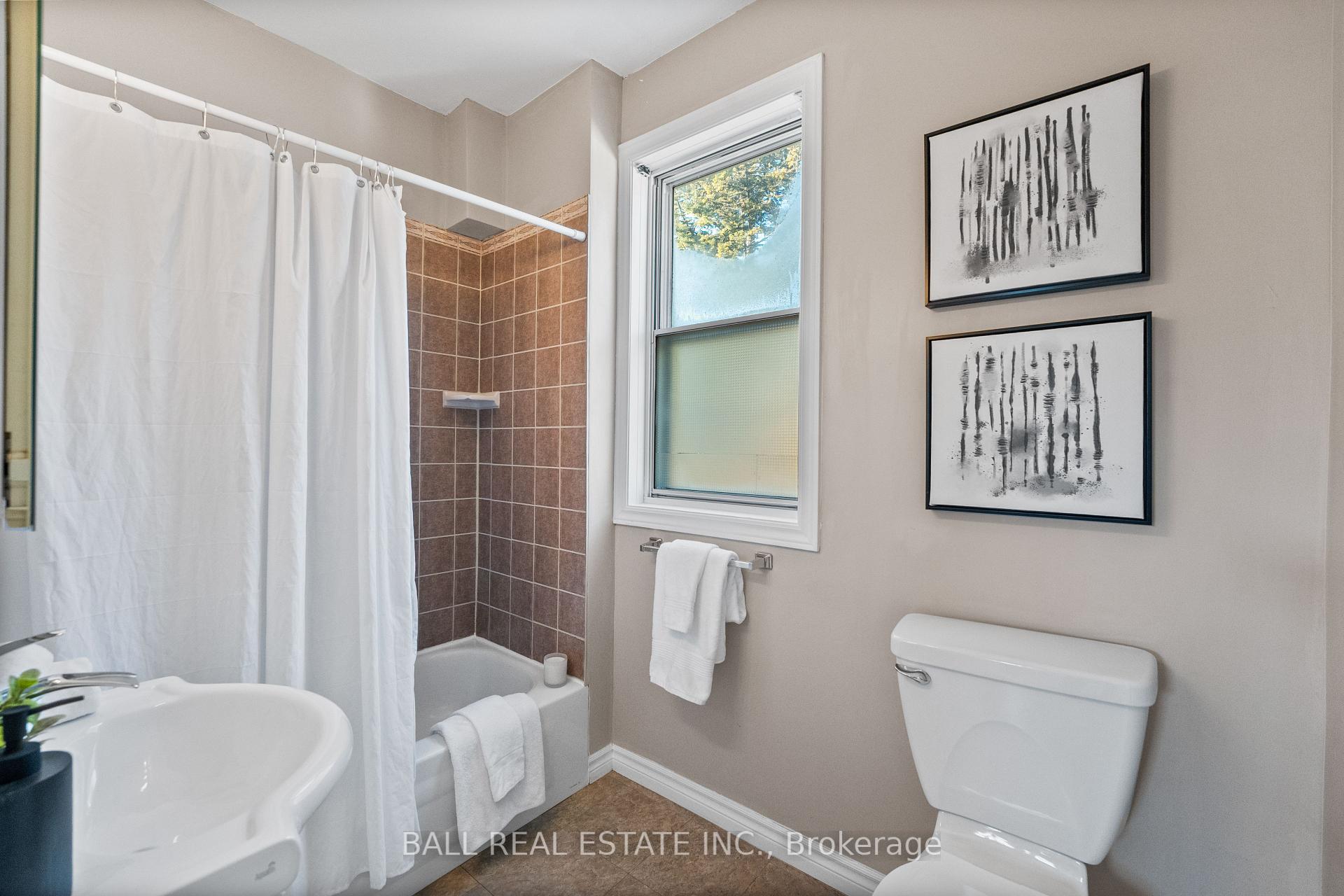 Photo 22 of 146 Mill Street, Oshawa, Vanier — HOMEH