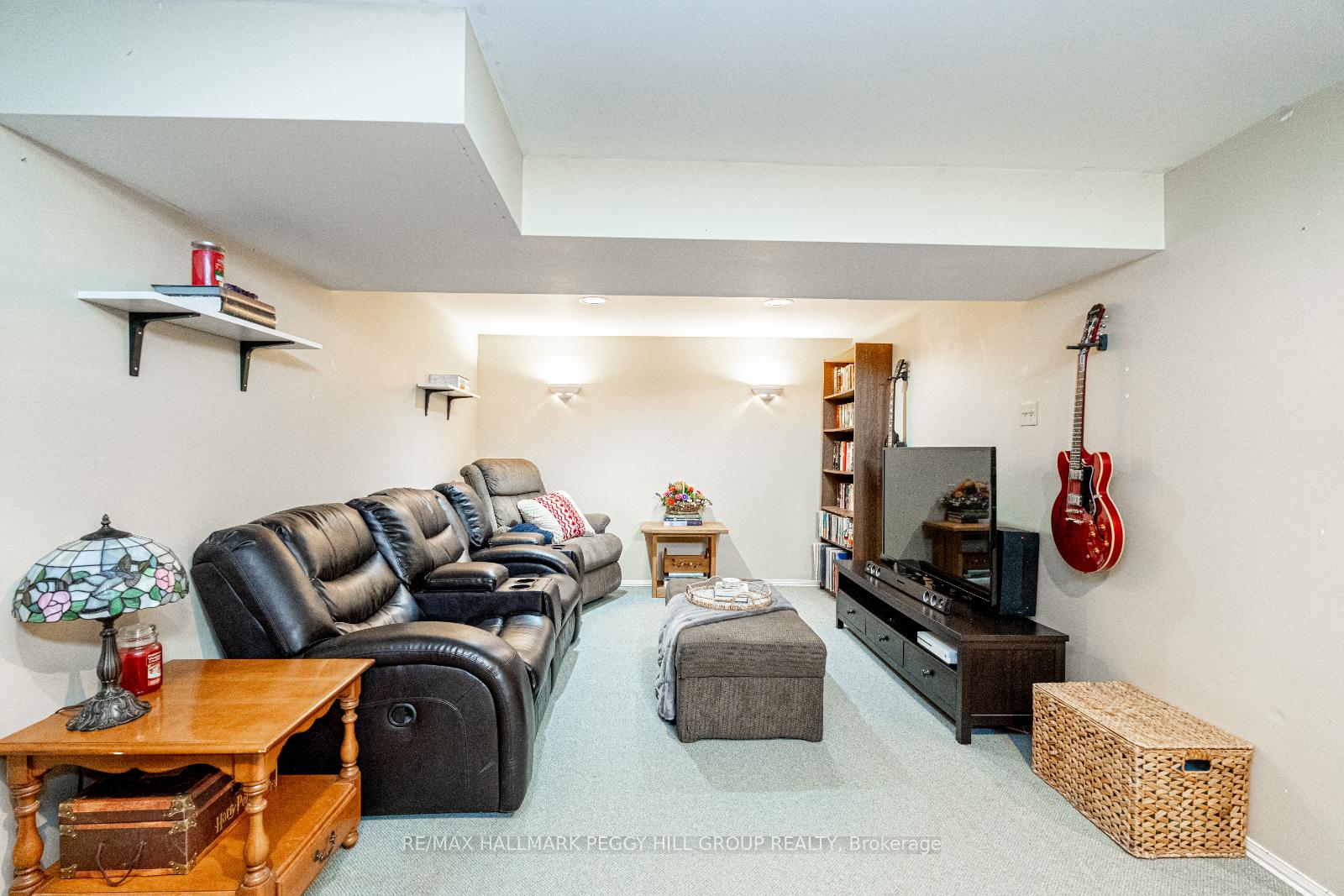 Photo 15 of 21 Cuthbert Street, Barrie, Ardagh — HOMEH
